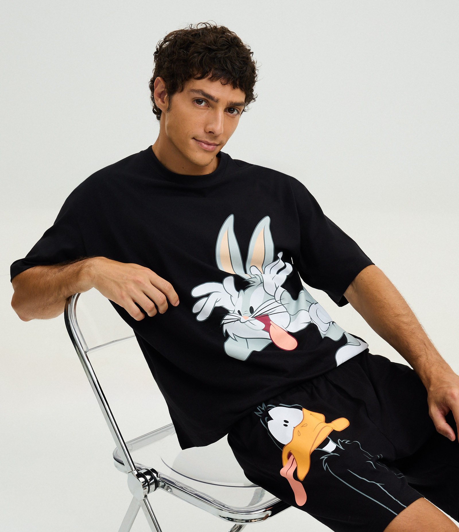 Pijama Boxy em Algodão com Estampa Looney Tunes Preto 3