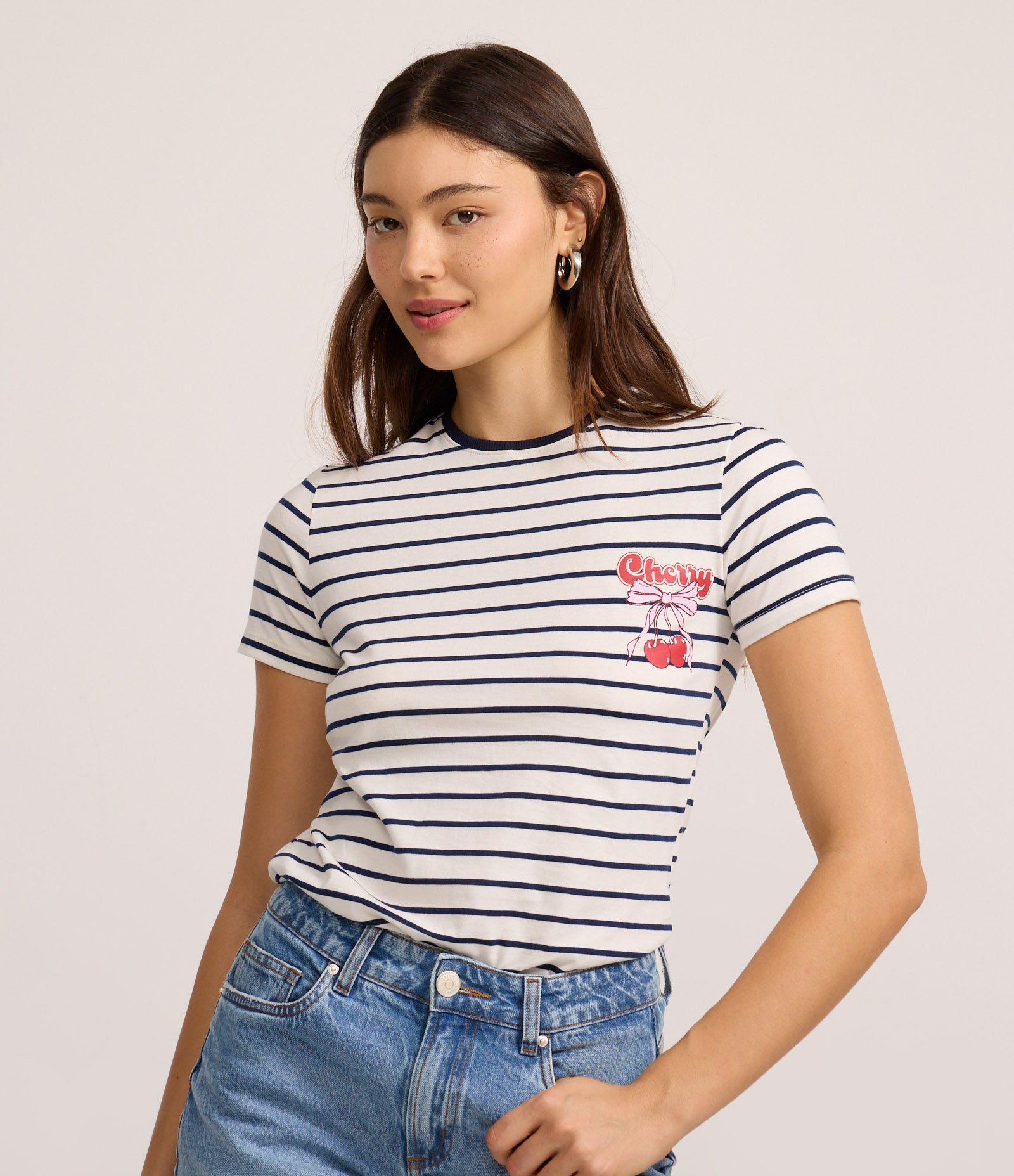 Camiseta T-shirt em Algodão com Estampa de Cereja e Listras Contrastantes Branco 1