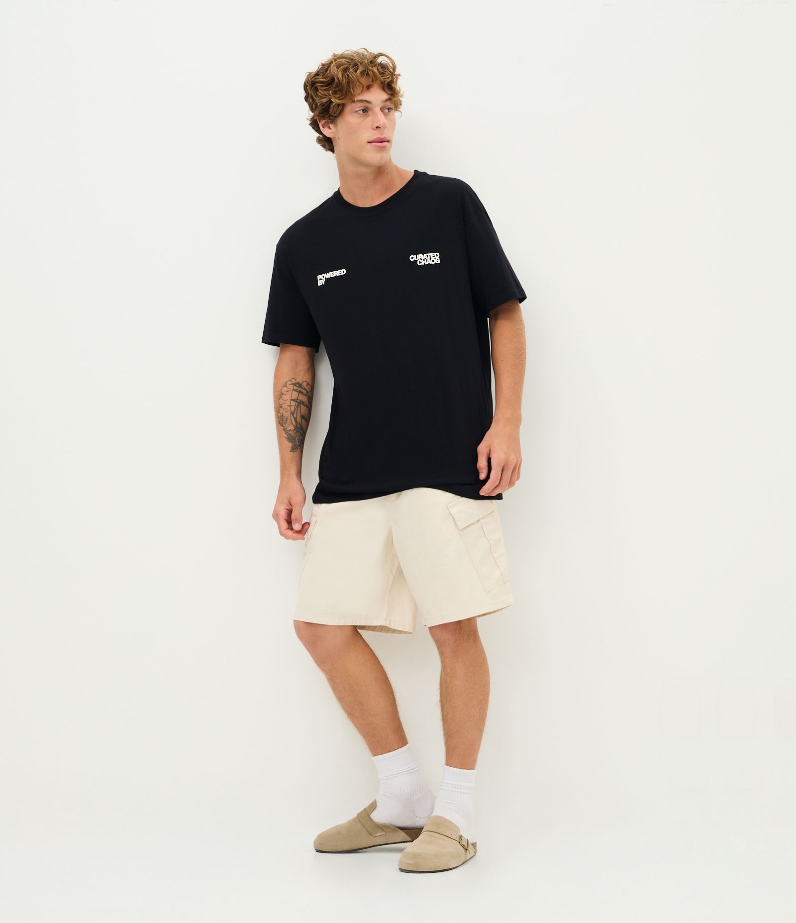 Bermuda Cargo em Sarja Liso com Cós Elástico Off White 1