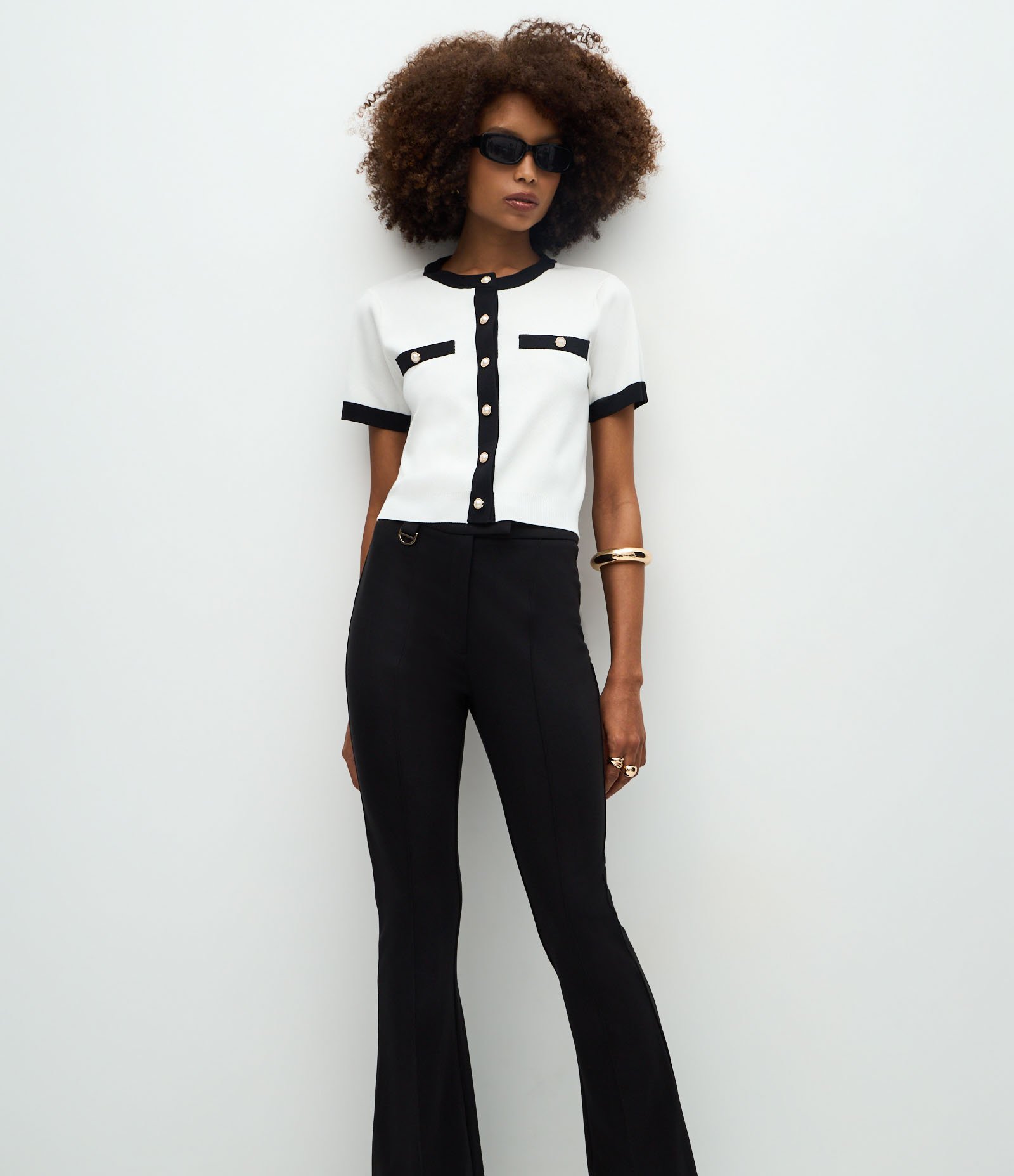 Calça Fit Flare em Ponto Roma com Fivelinha Preto 2