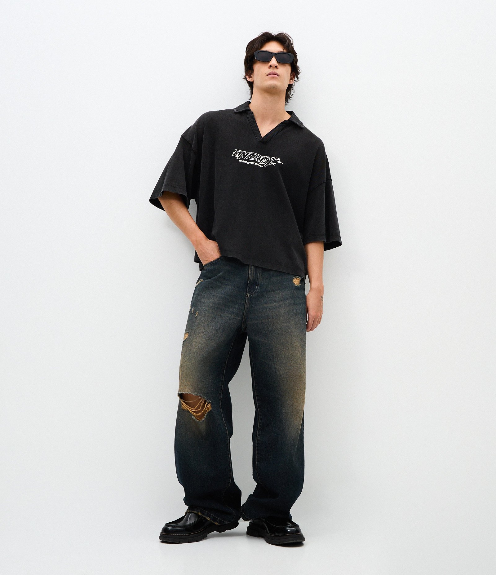 Camiseta Overboxy em Piquet com Gola Polo e Lettering Energy Preto 2