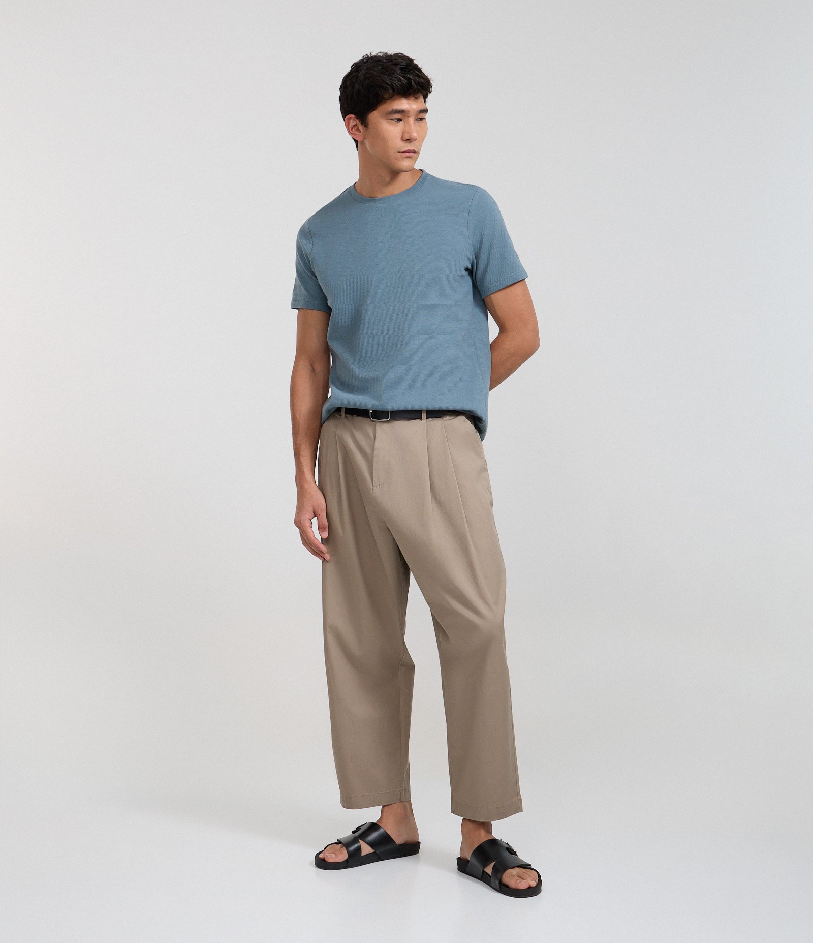 Camiseta Slim em Algodão com Textura Canelada Cinza 2