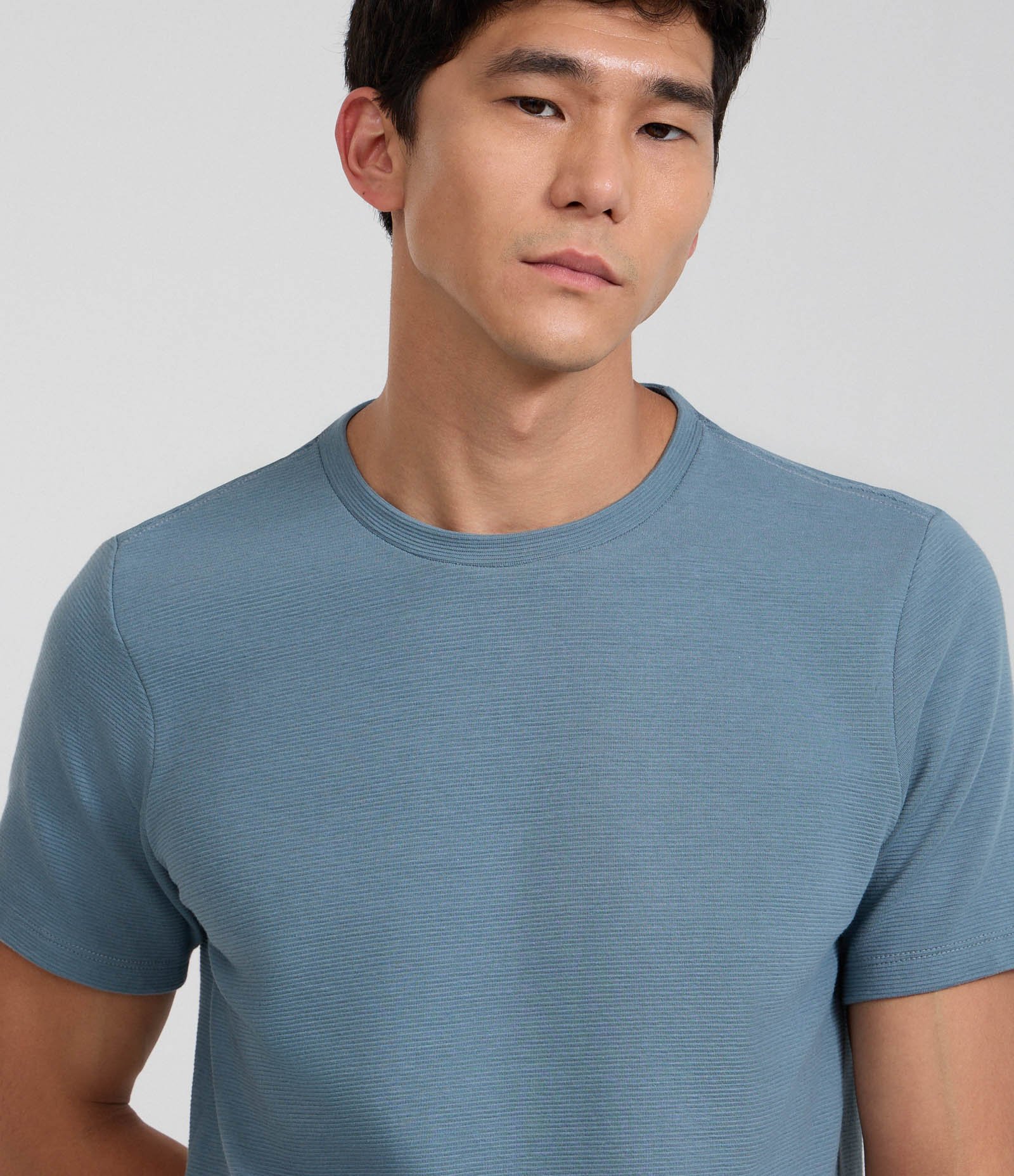 Camiseta Slim em Algodão com Textura Canelada Cinza 4