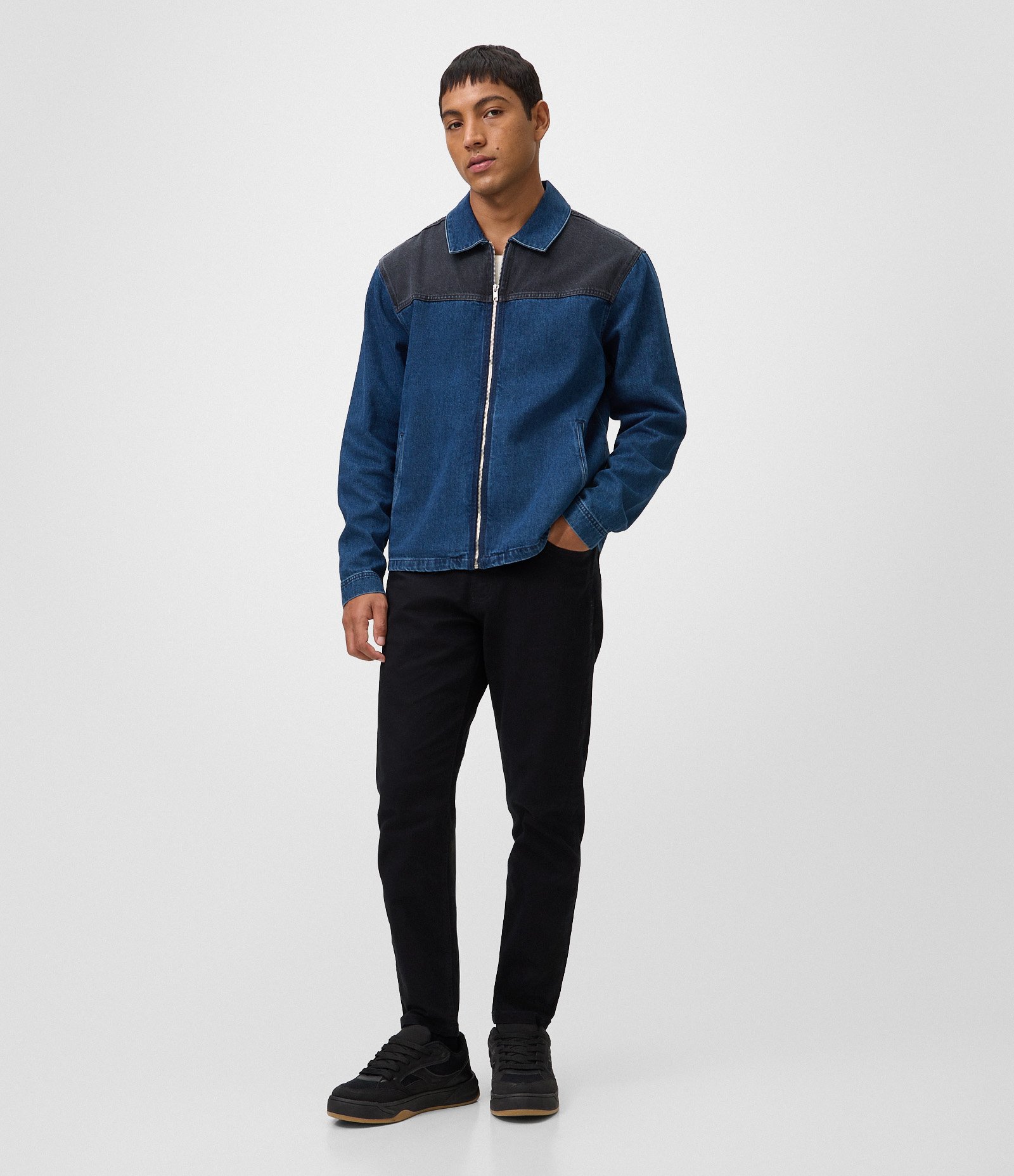 Camisa Overboxy em Jeans com Zíper Frontal Azul Marinho 2