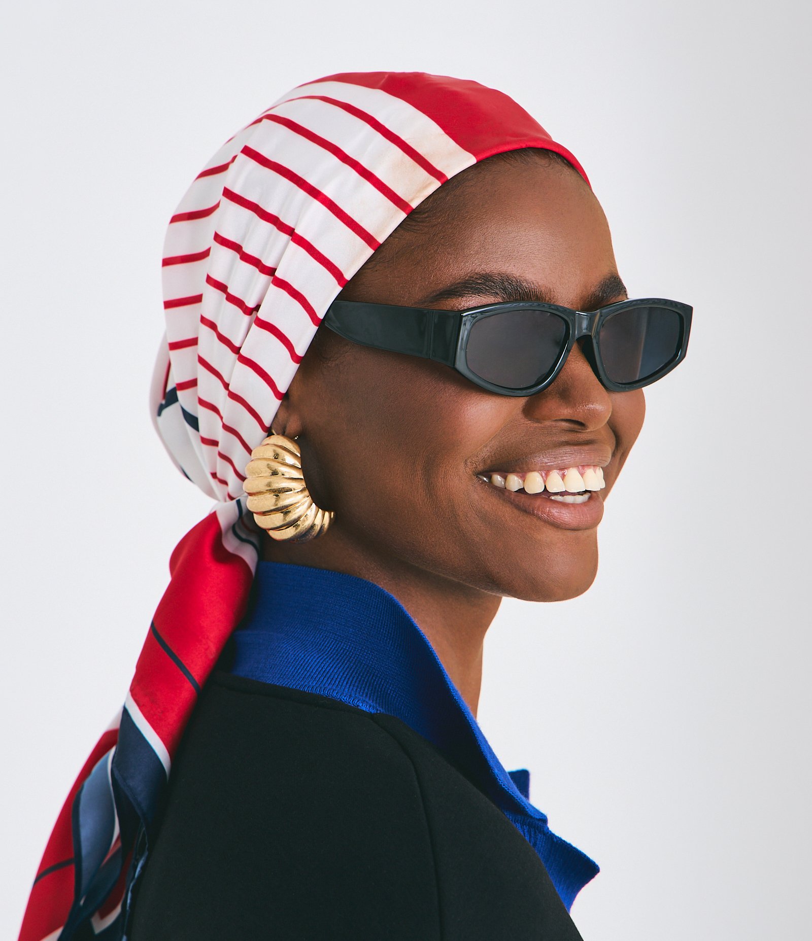 Óculos de Sol Quadrado com Hastes Largas Preto 1