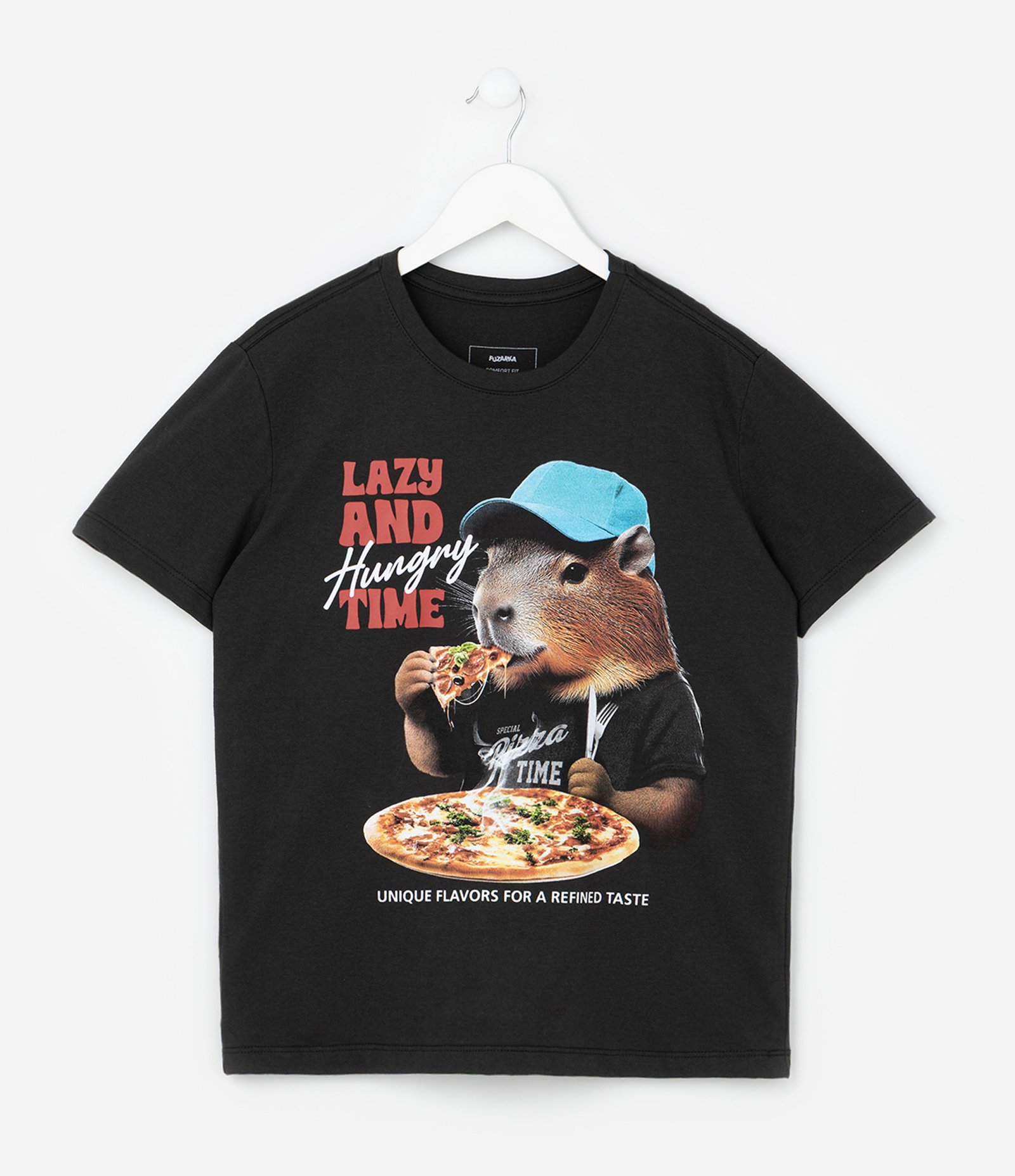 Camiseta Infantil Regular com Estampa de Capivara Comendo Pizza - Tam 5 a 14 Anos Preto 1
