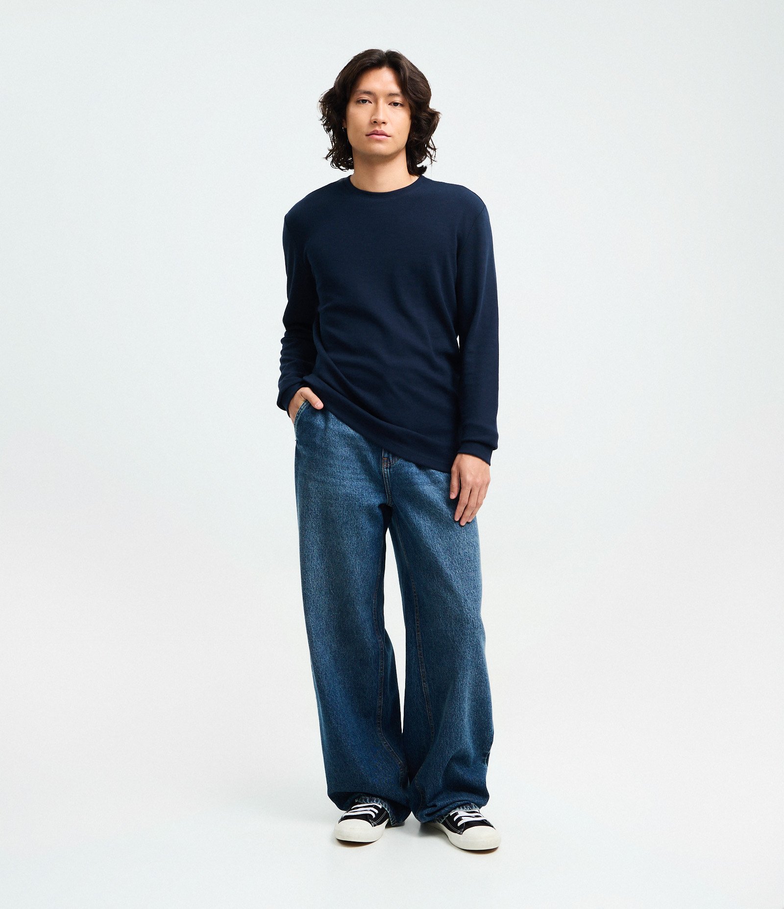 Camiseta Regular em Algodão com Textura Waffle Azul Marinho 2