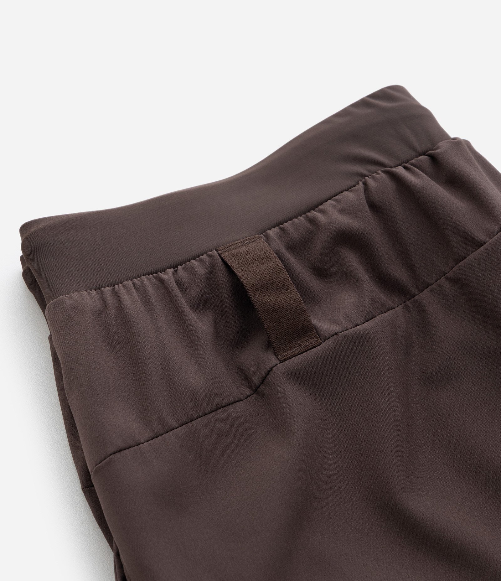 Bermuda Esportiva Corrida com Short de Compressão Marrom 12