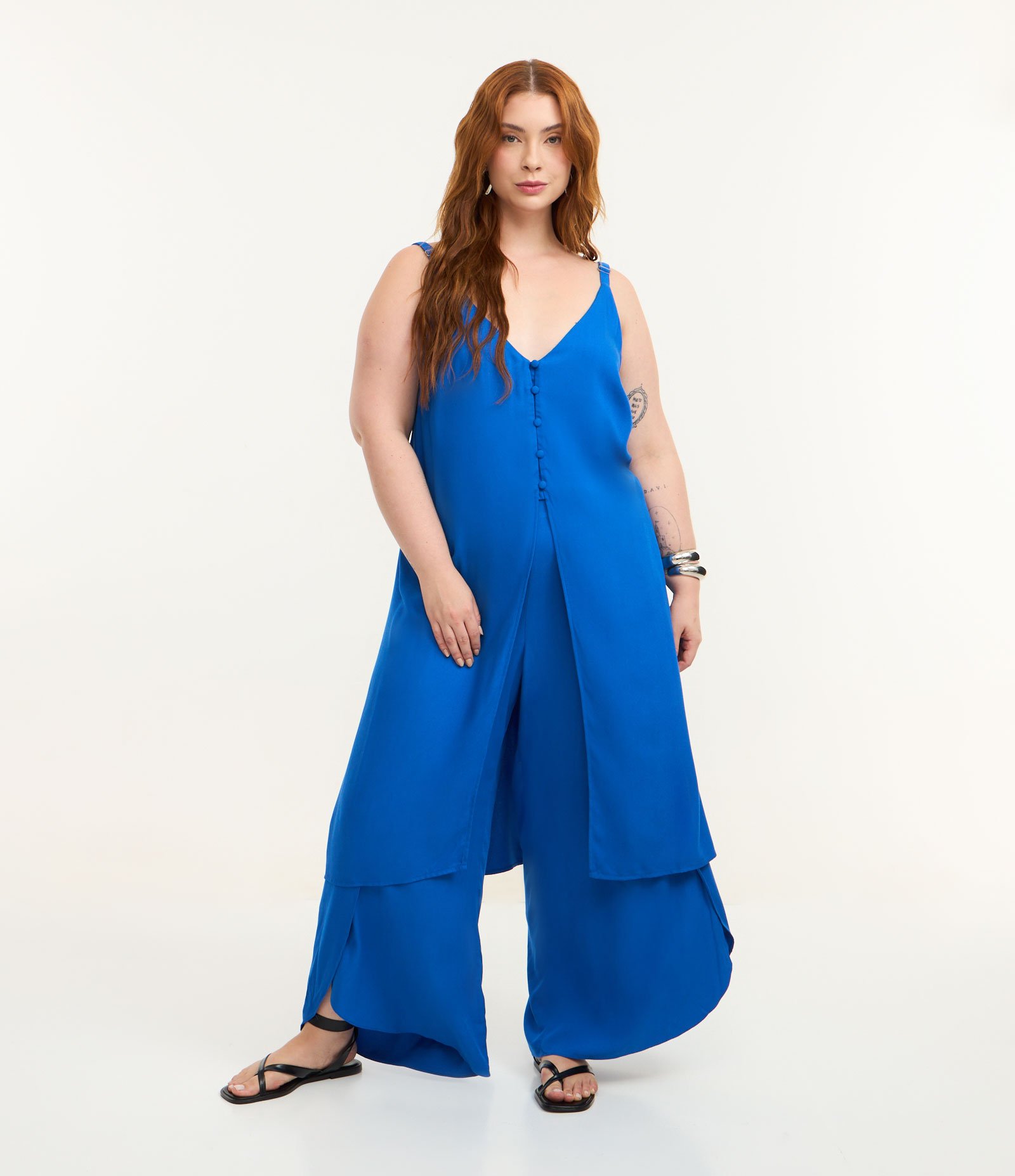 Calça Pantacourt em Viscose com Fenda Frontal Curve & Plus Size Azul 1