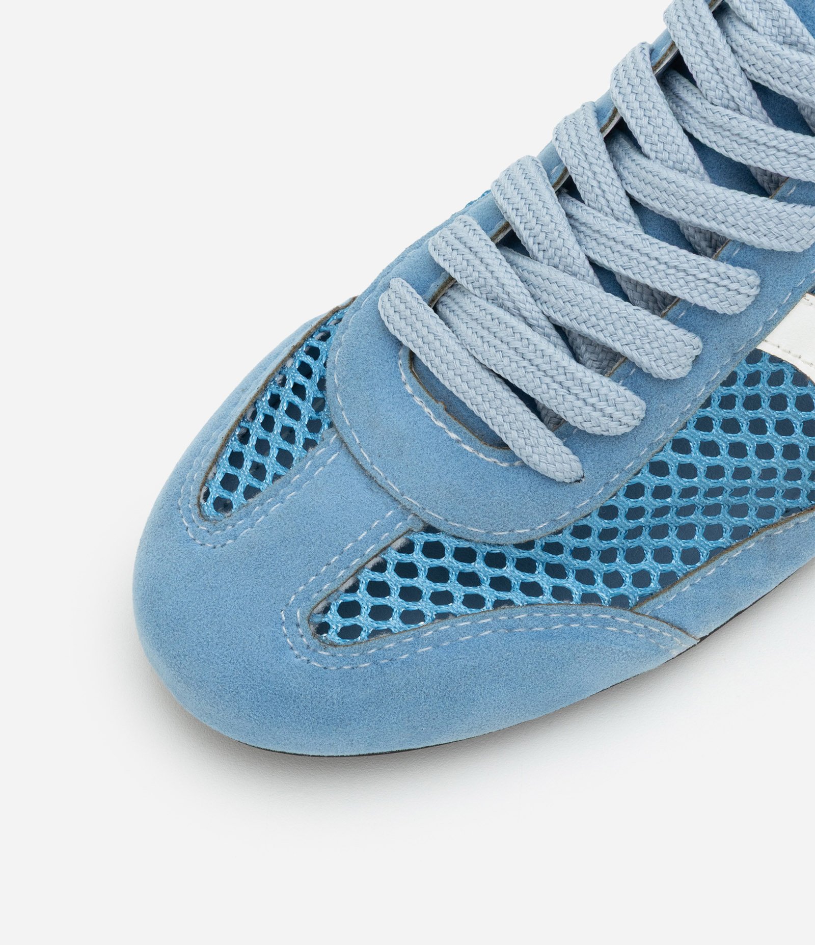 Tênis Chuteira com Telinha e Recortes Contrastantes Azul 4