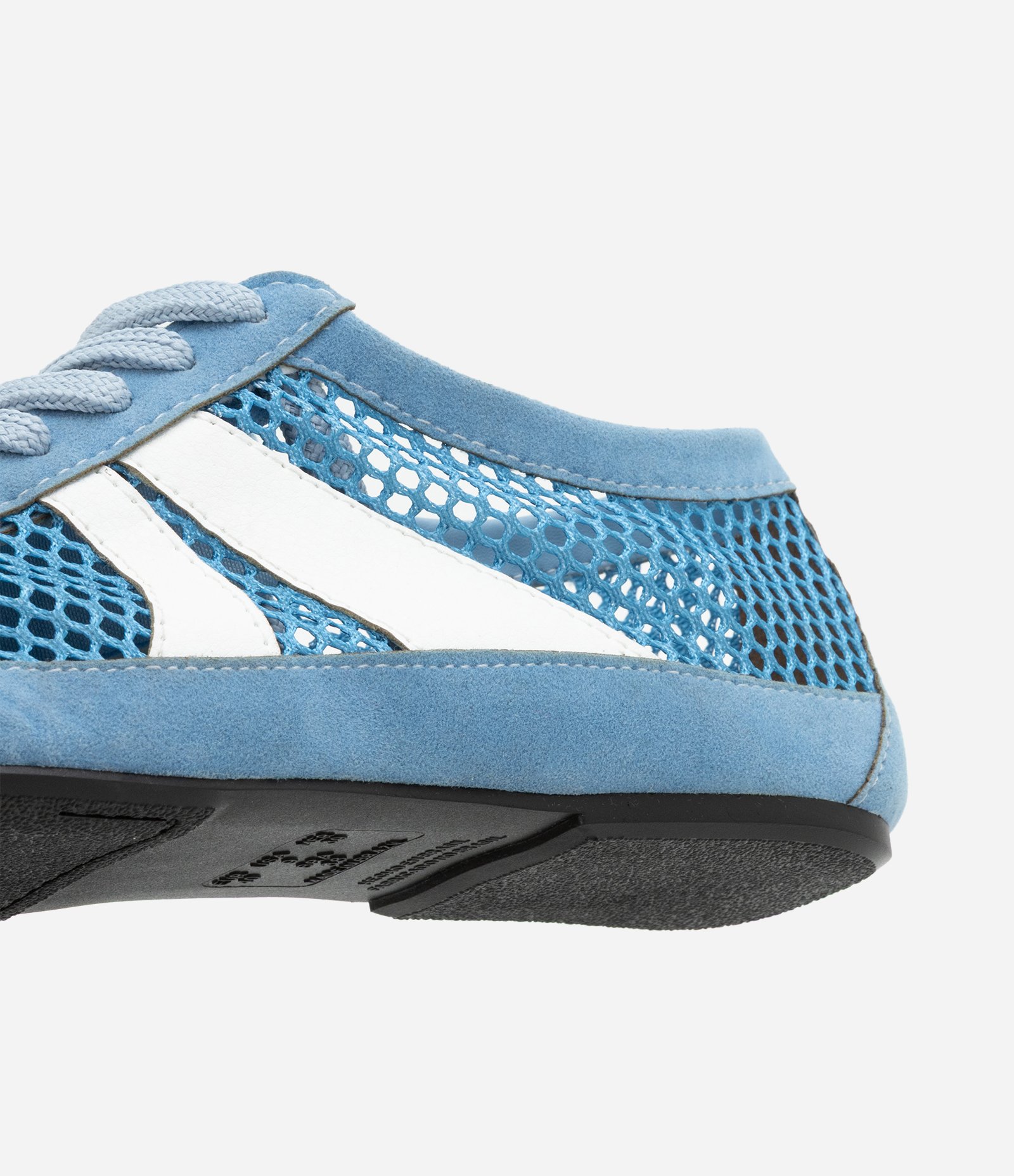 Tênis Chuteira com Telinha e Recortes Contrastantes Azul 5