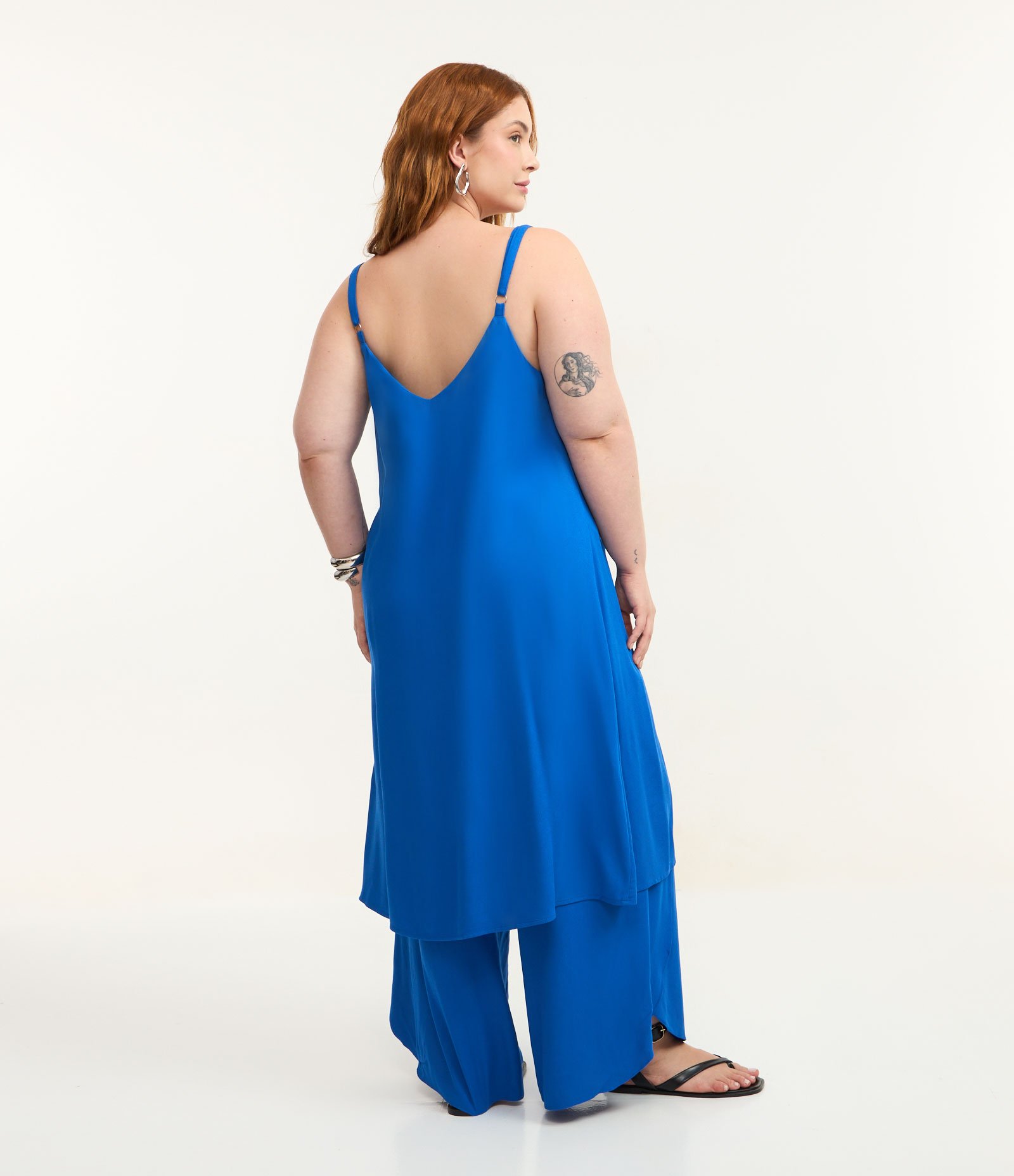 Regata Alongada em Viscose com Botões Frontais Curve & Plus Size Azul 4