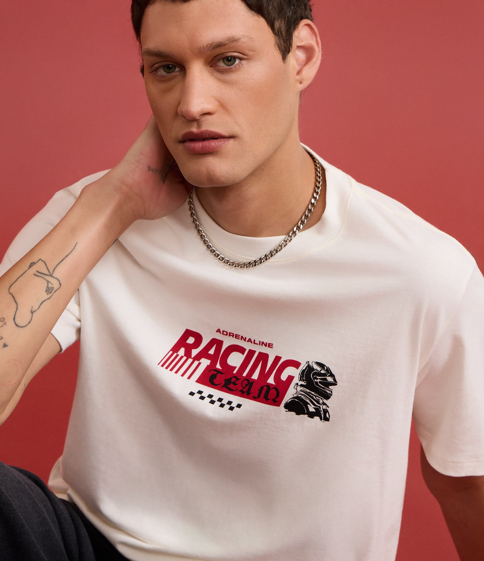 Camiseta Comfort em Algodão com Estampa Automobilismo e Lettering Branco 2