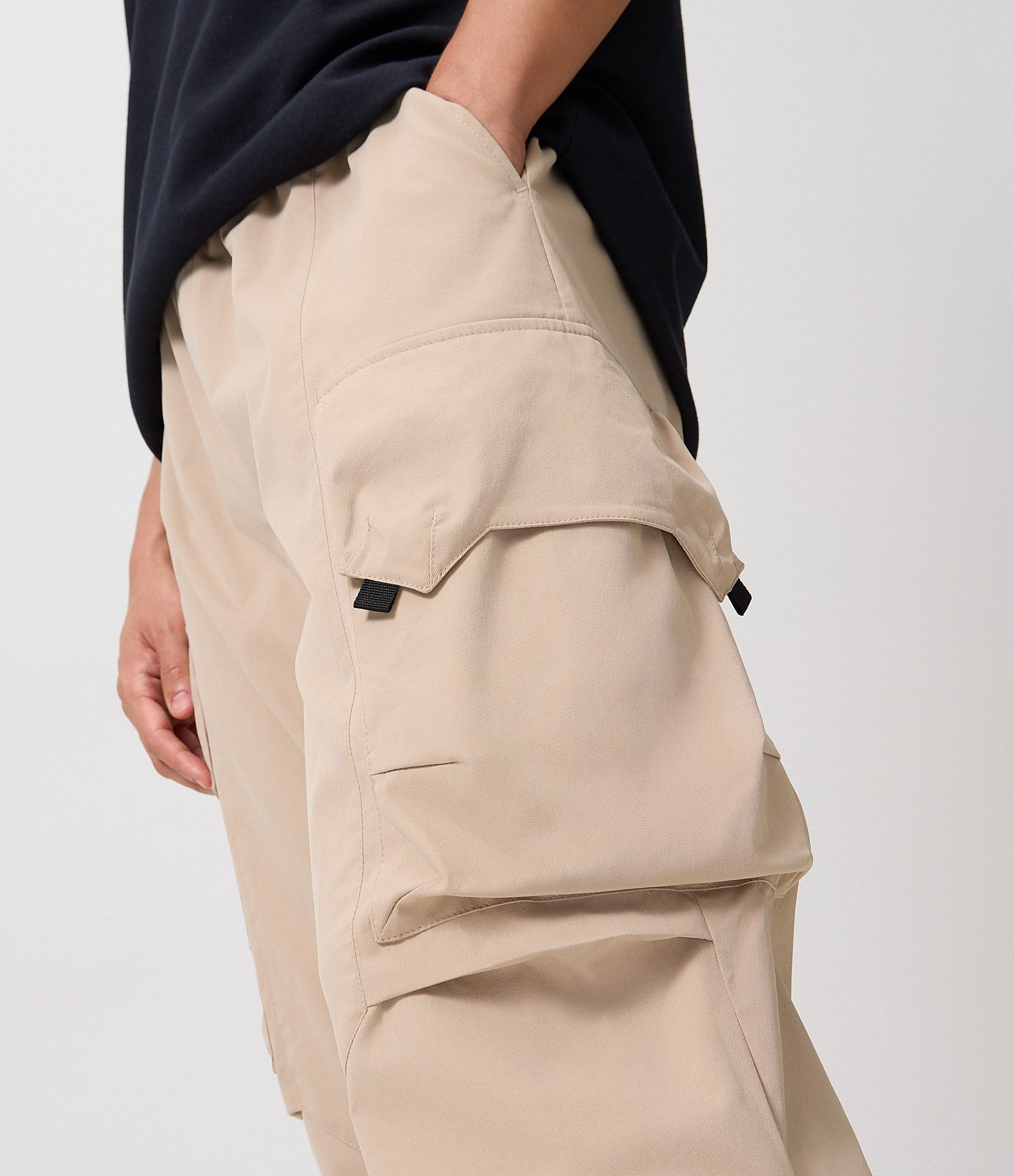 Calça Super Baggy em Microfibra com Bolsos Cinza 4