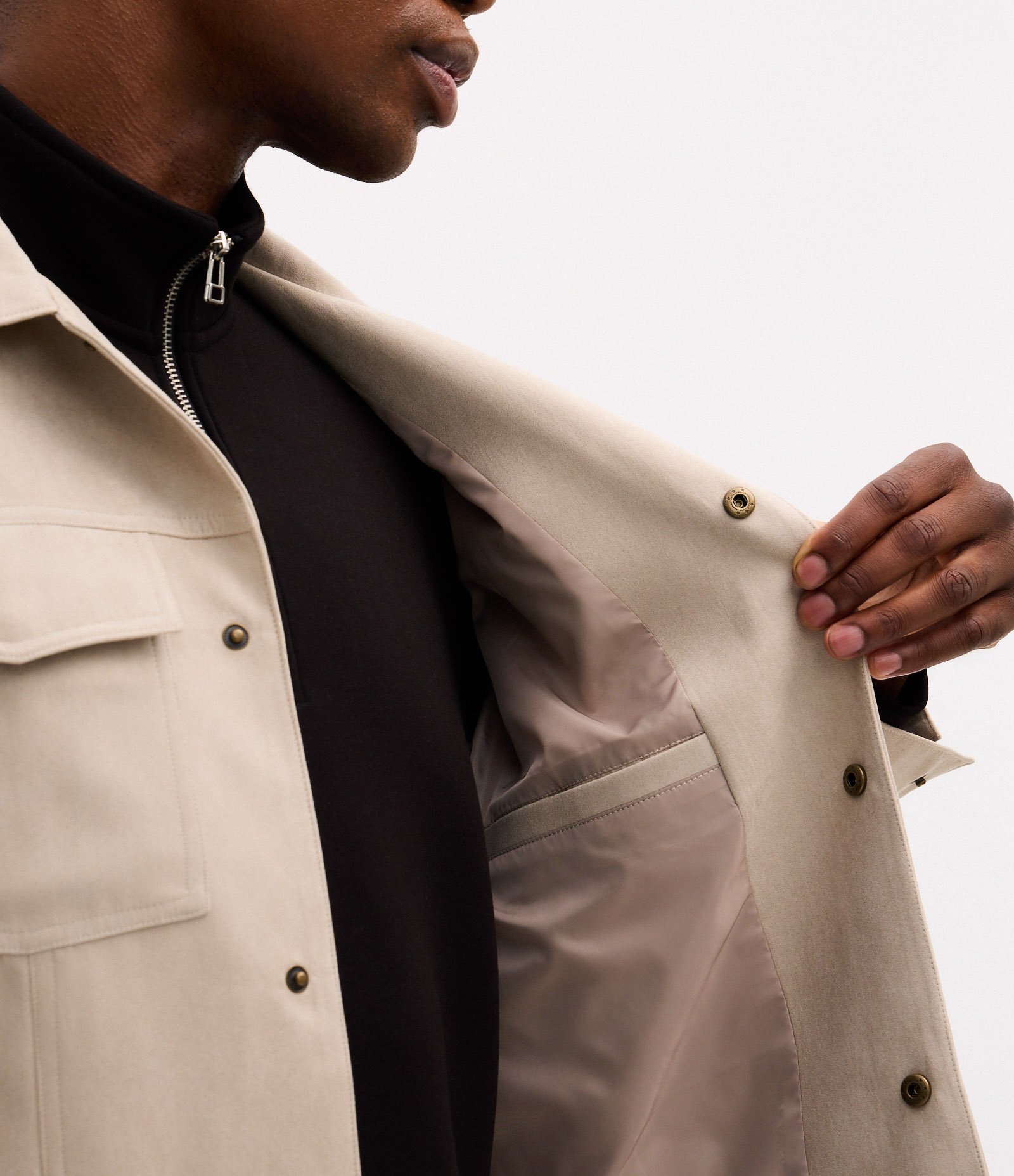 Jaqueta Trucker em Suede com Botões Cinza 3