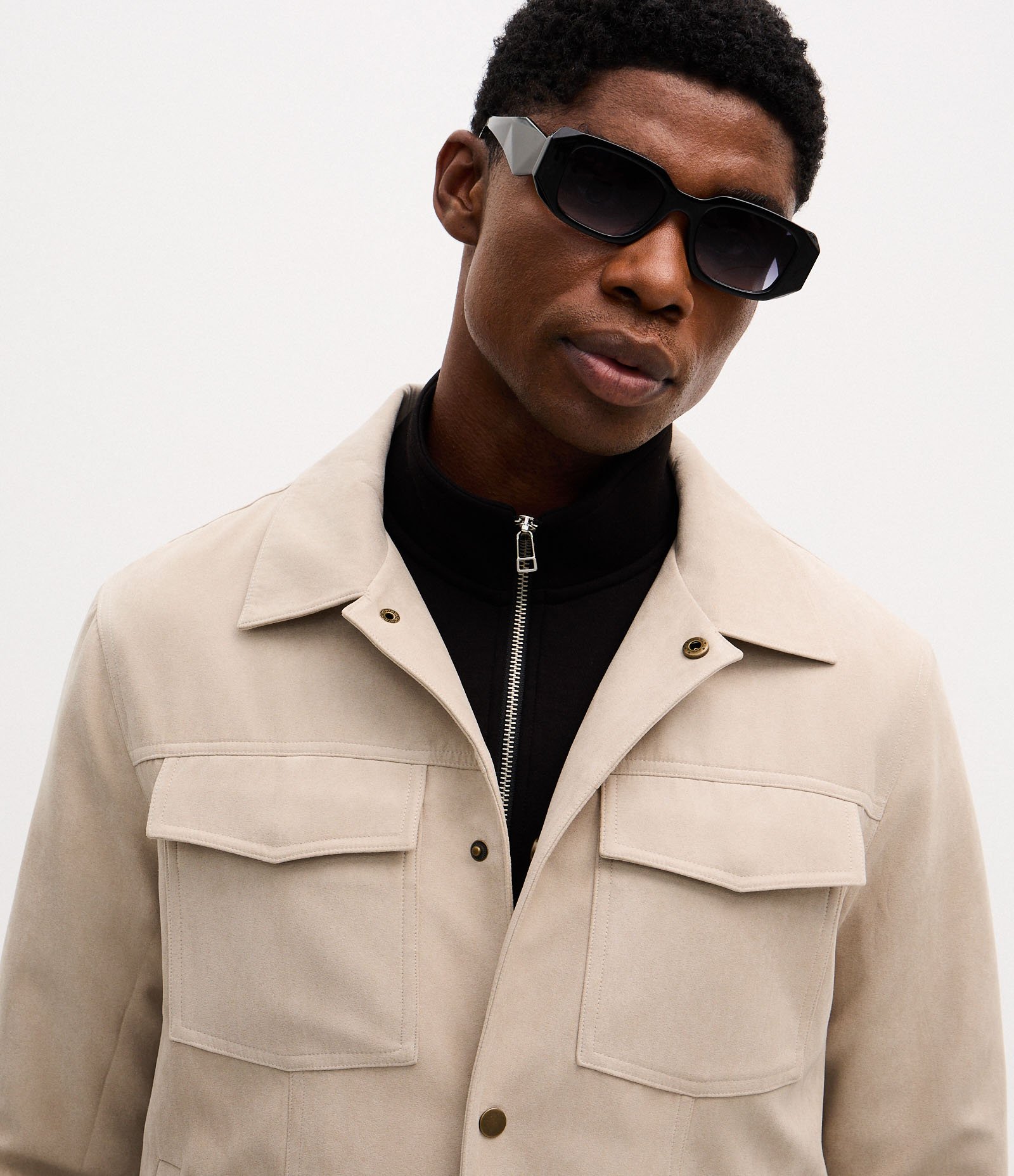 Jaqueta Trucker em Suede com Botões Cinza 4