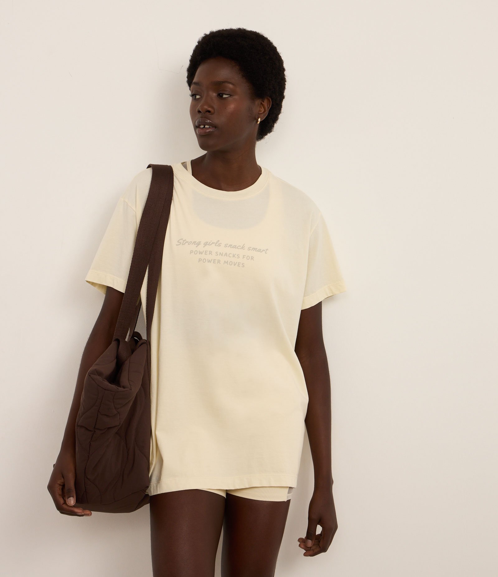 Camiseta Oversized Esportiva em Algodão com Estampa Power Snack Amarelo Manteiga 2