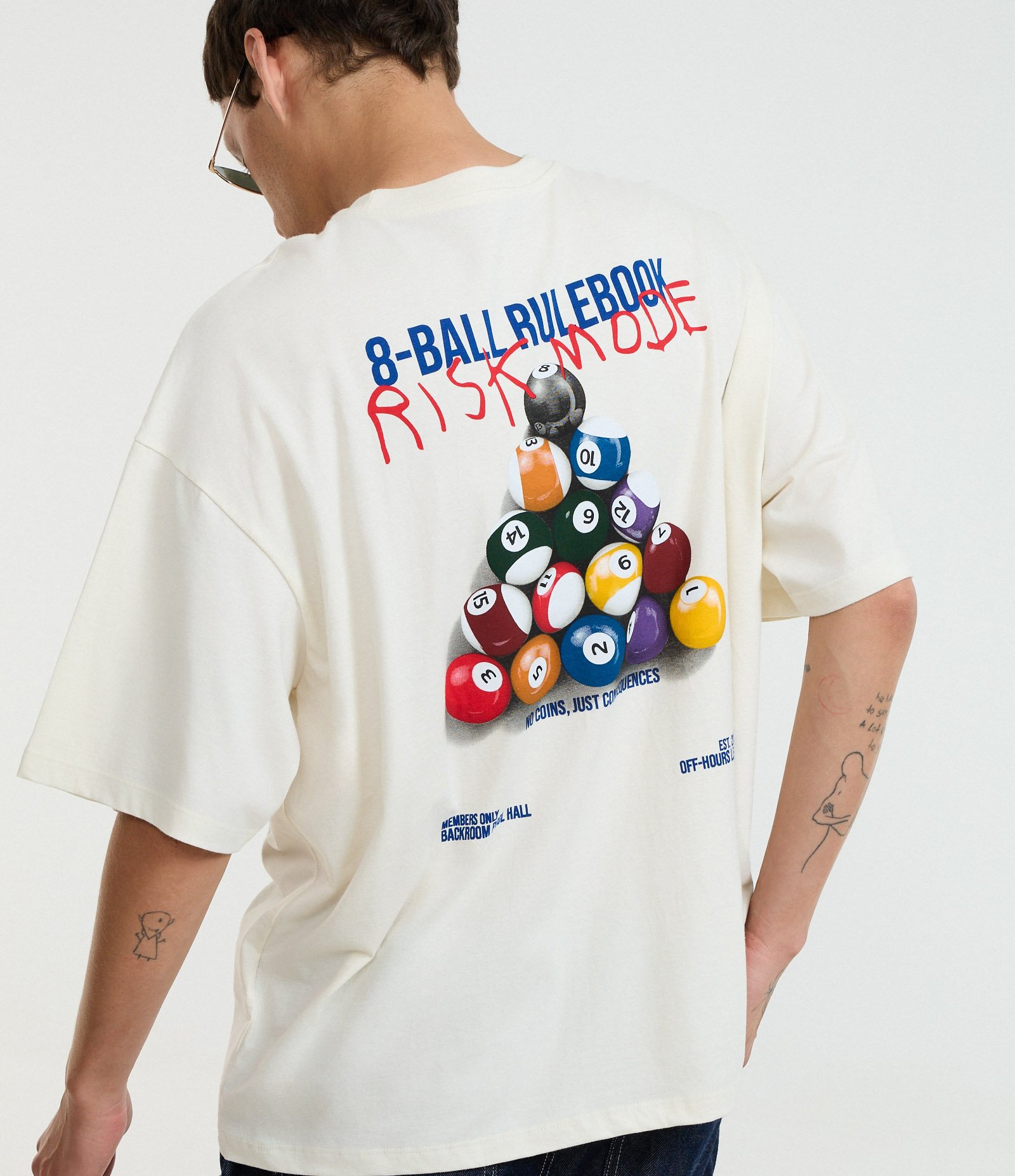 Camiseta Oversized em Algodão com Estampa Sinuca 8-Ball Rulebook Cinza 3