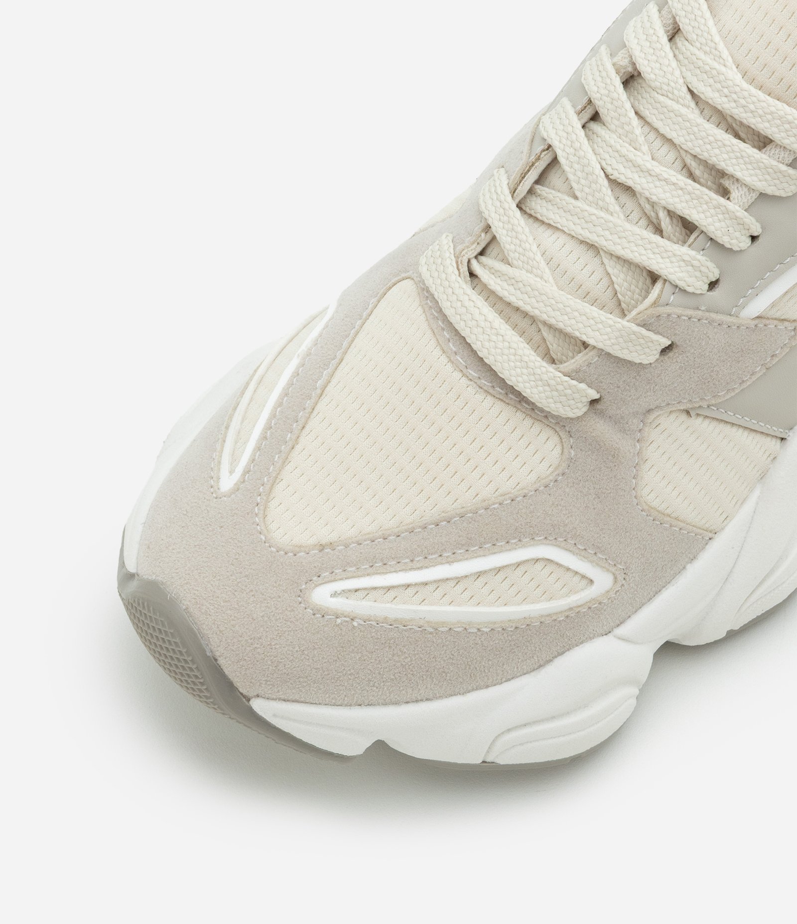 Tênis Jogging Esportivo Com Recortes Bege 4