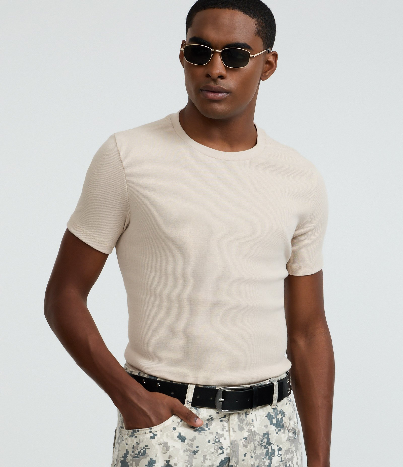 Camiseta Muscle em Ribana Texturizada Bege 1