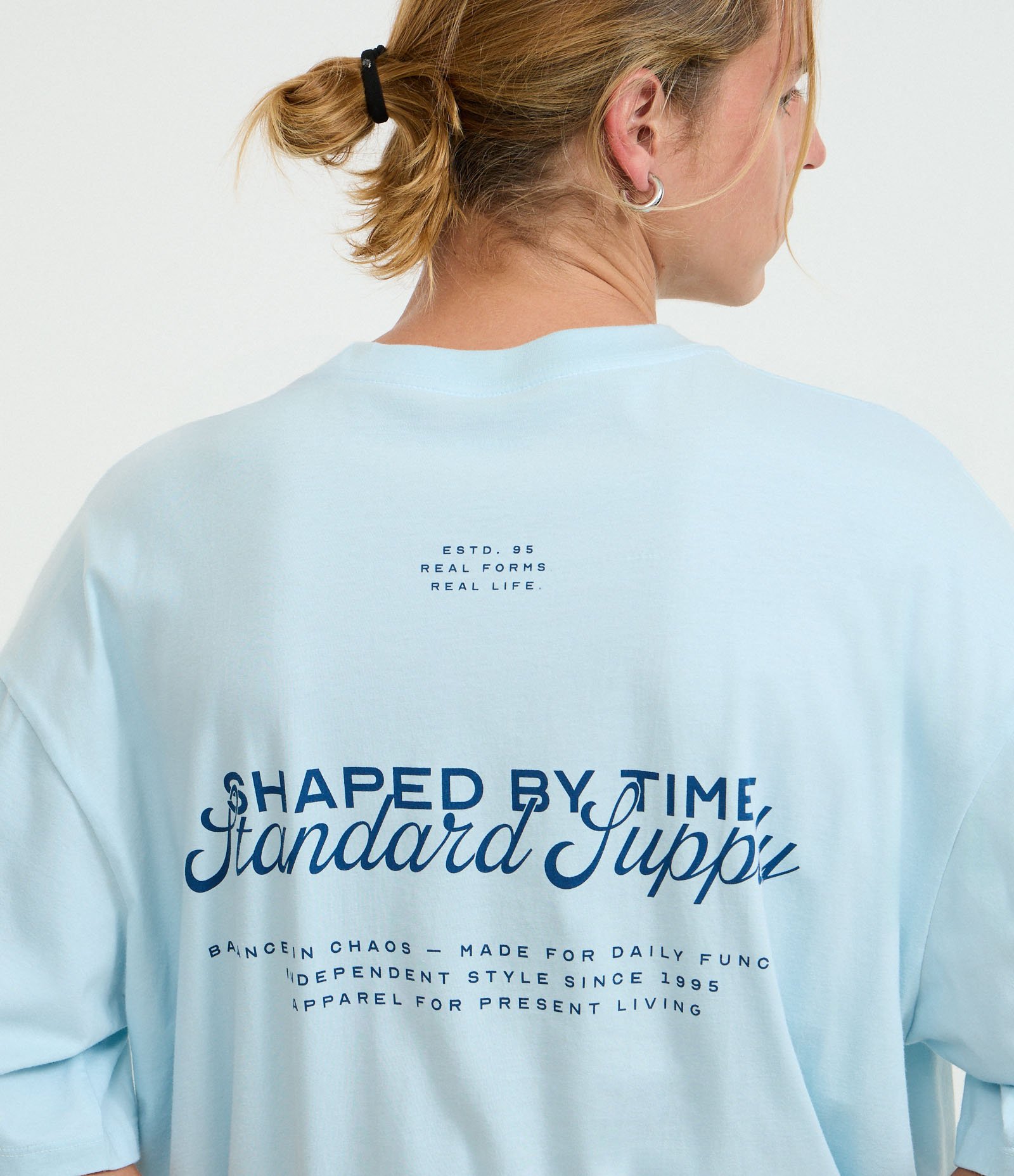 Camiseta Oversized em Algodão com Estampa Lettering Standard Supply Azul 3