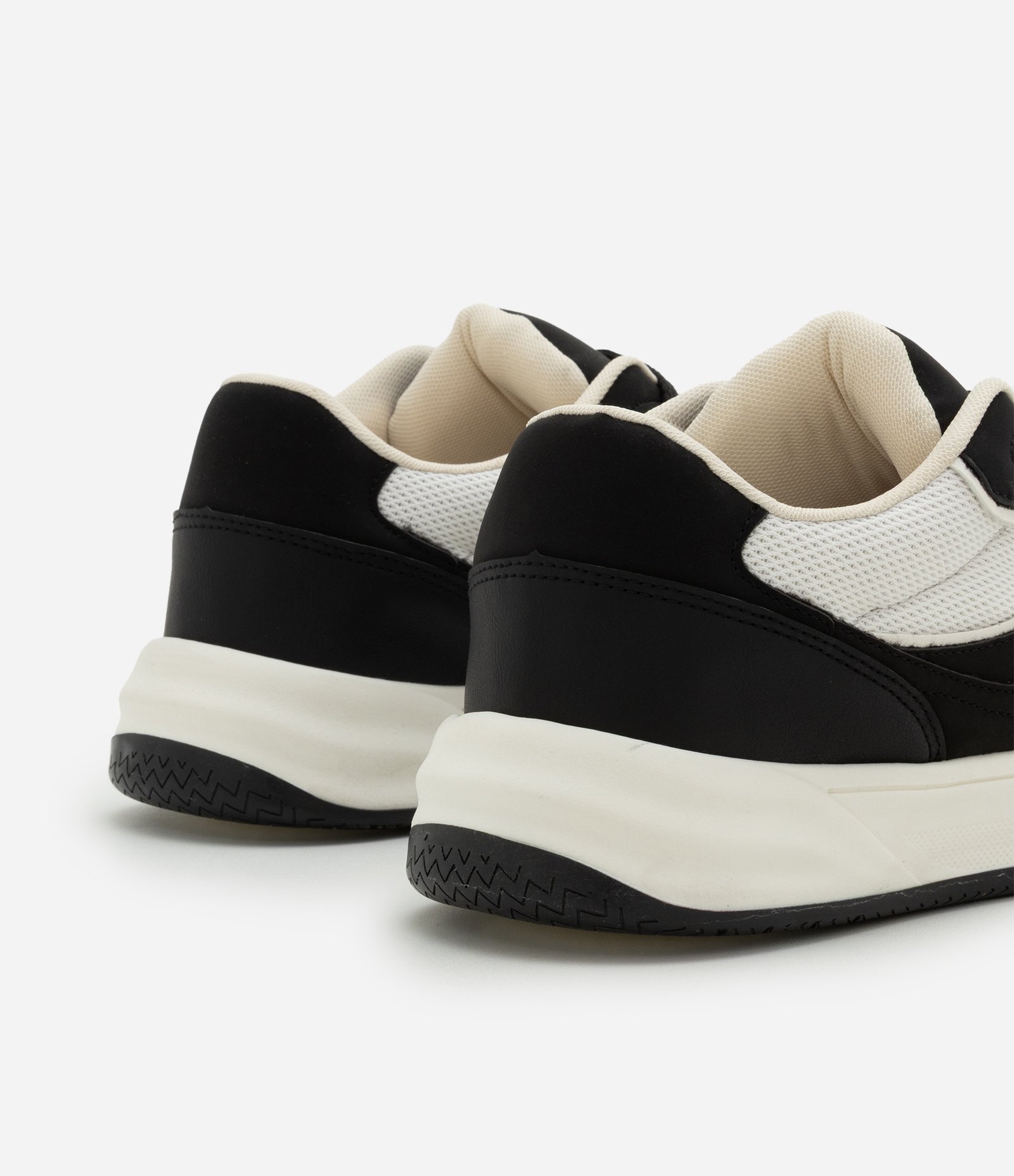 Tênis Street em PU com Sola Bold Preto 5