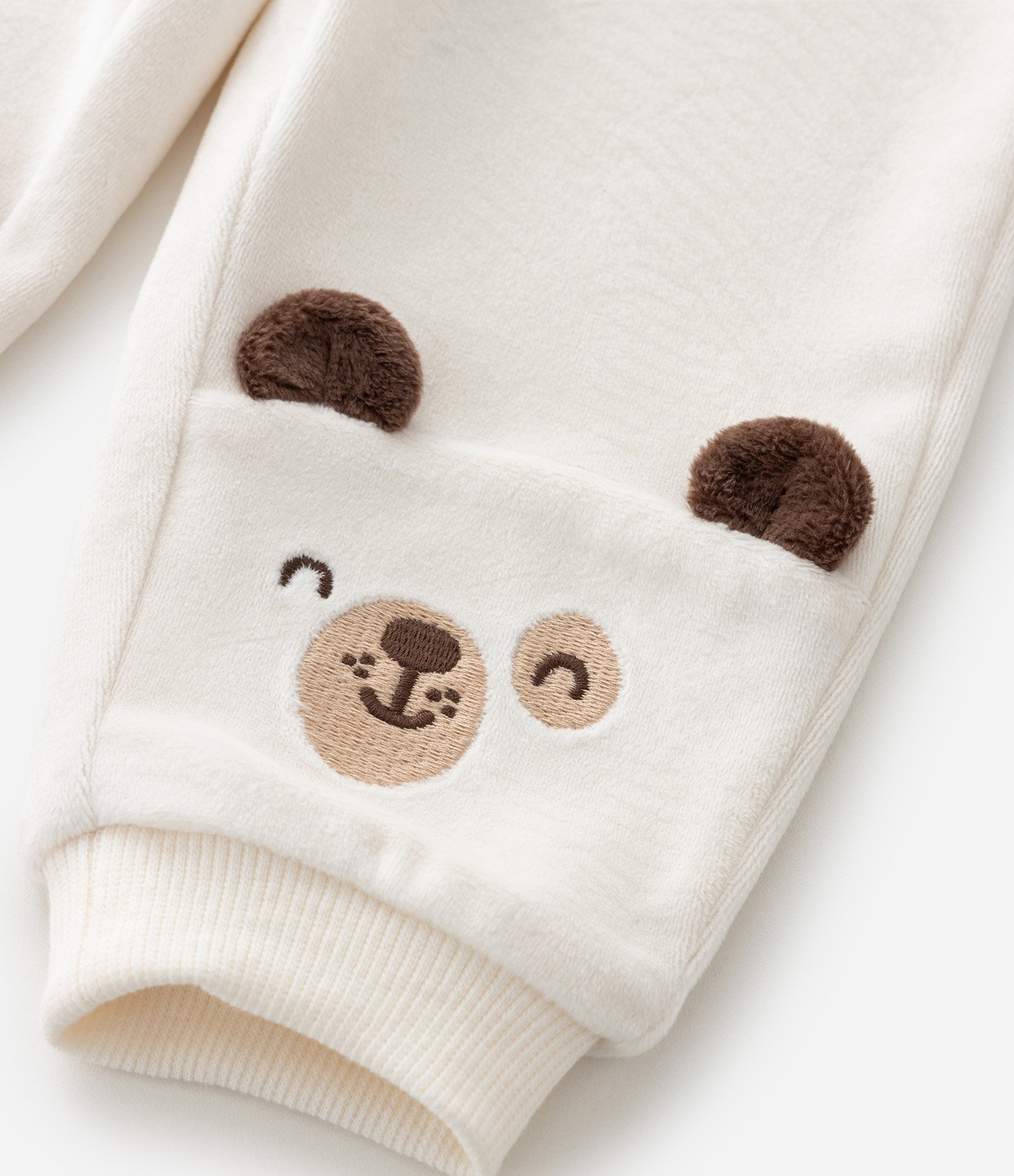 Conjunto Infantil com Aplicação de Ursinho – Tam 0 a 24 Meses Off White 11