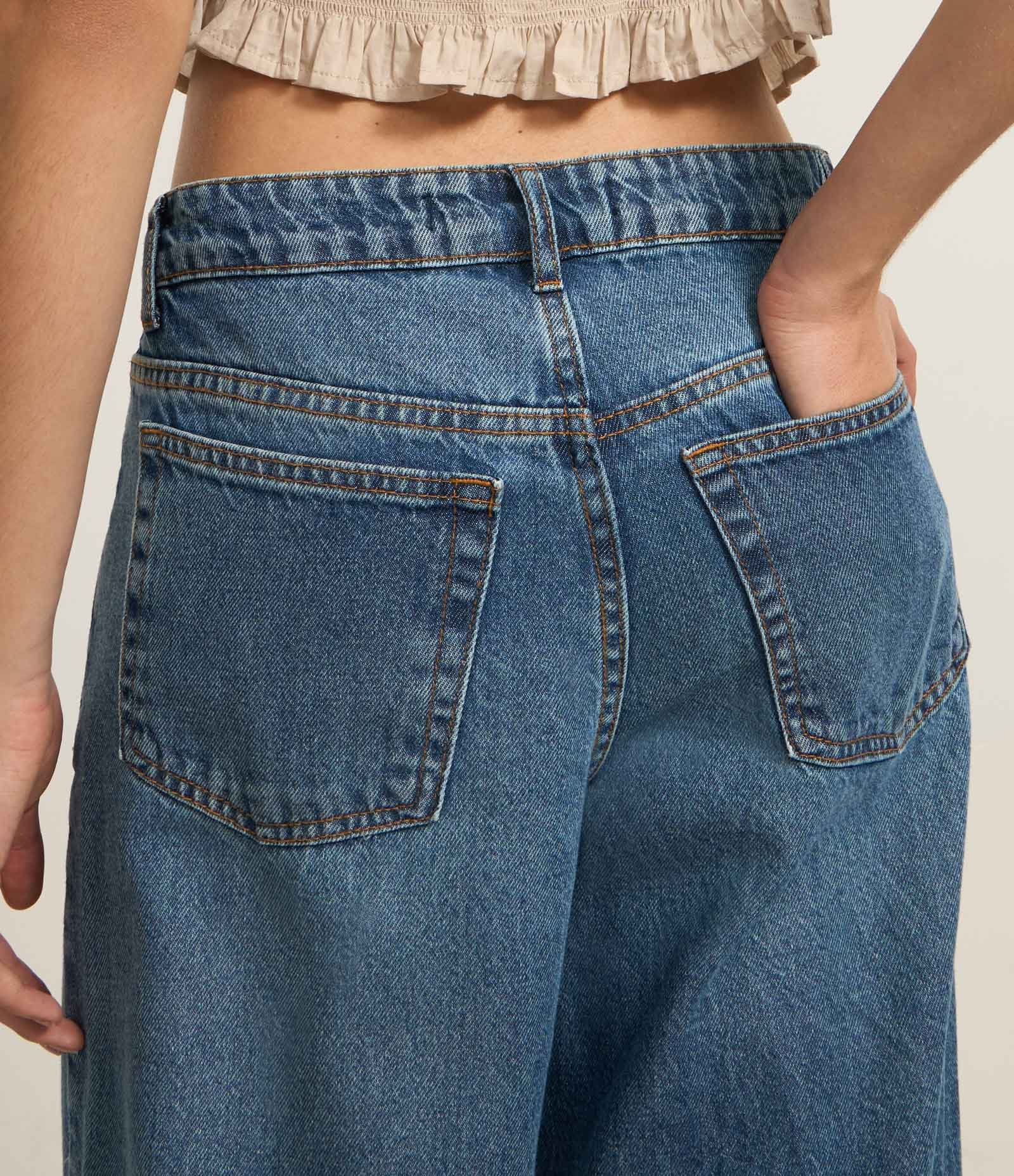 Calça Loose Cintura Baixa em Jeans com Barra Dobrada Médio 5