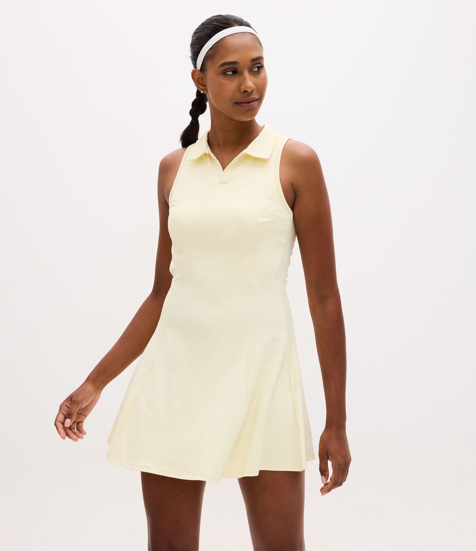 Vestido Evasê Esportivo em Microfibra com Short Interno Amarelo 1