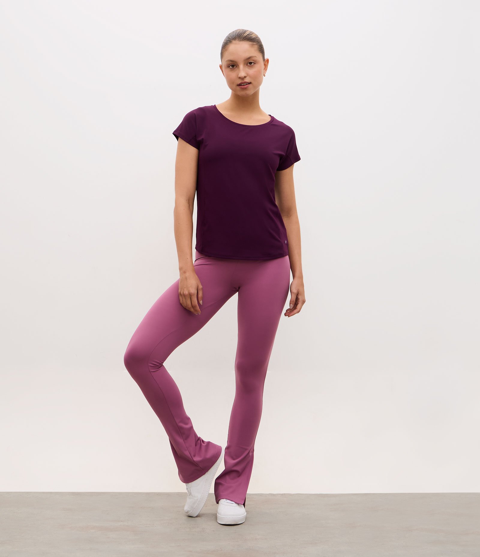 Camiseta Esportiva em Microfibra Texturizada Roxo 2