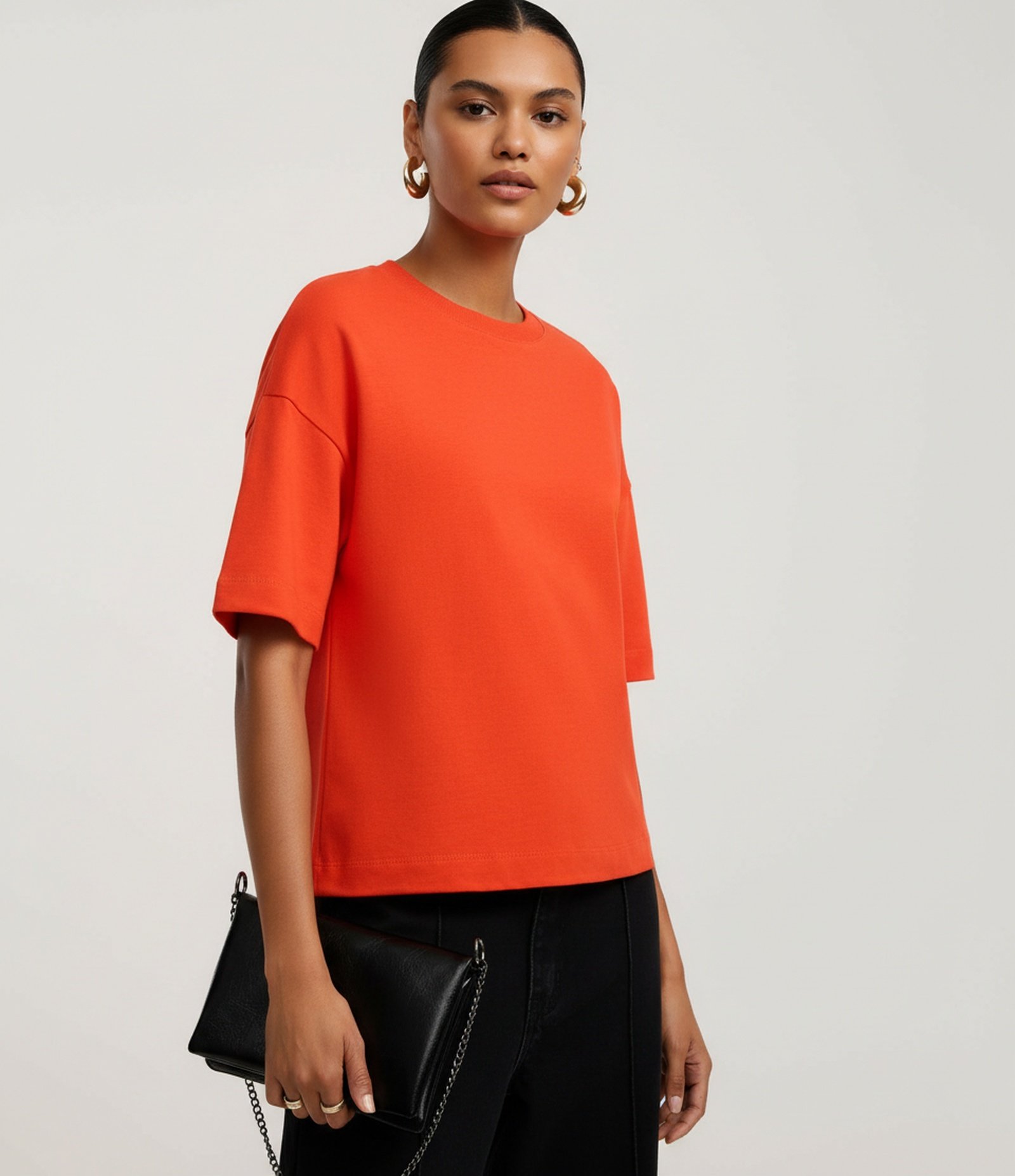 Blusa Oversized Básica em Malhão com Manga Curta Laranja 4