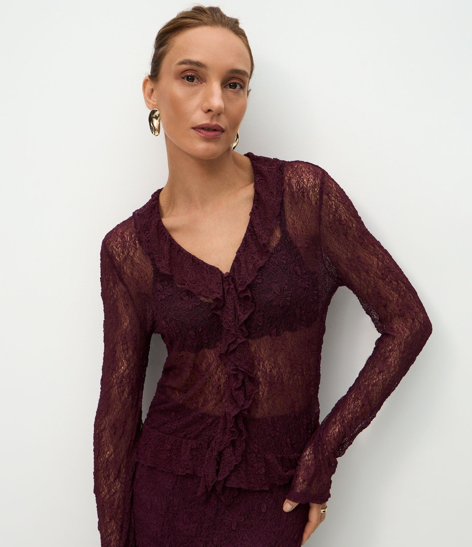 Blusa Bata Rendada com Babados e Barra Franzida Vermelho 3