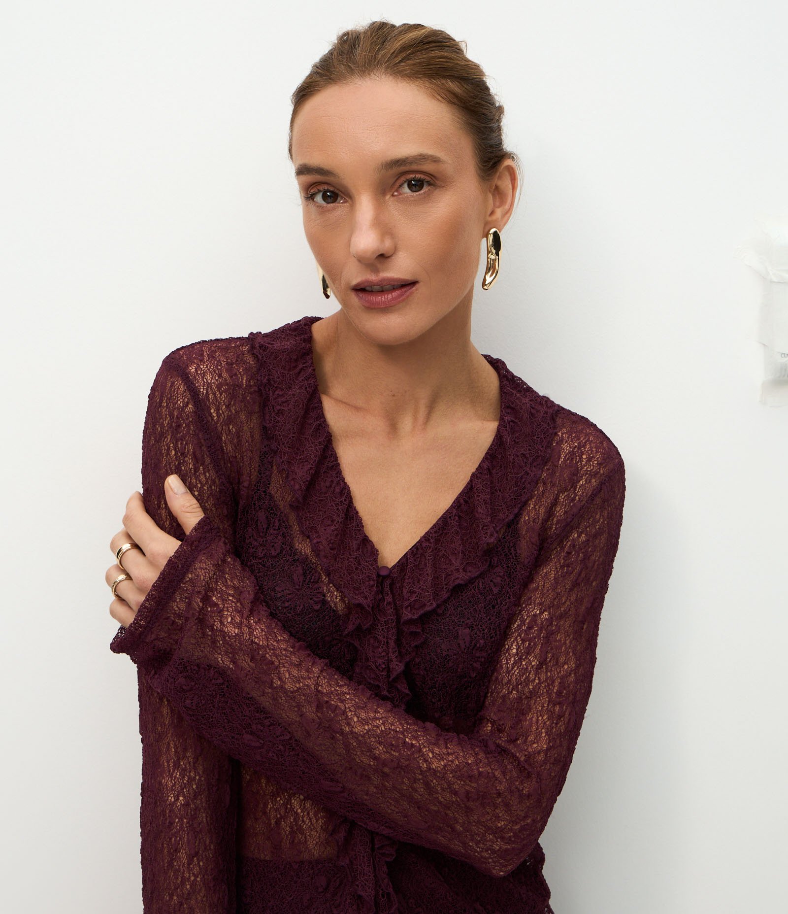 Blusa Bata Rendada com Babados e Barra Franzida Vermelho 5