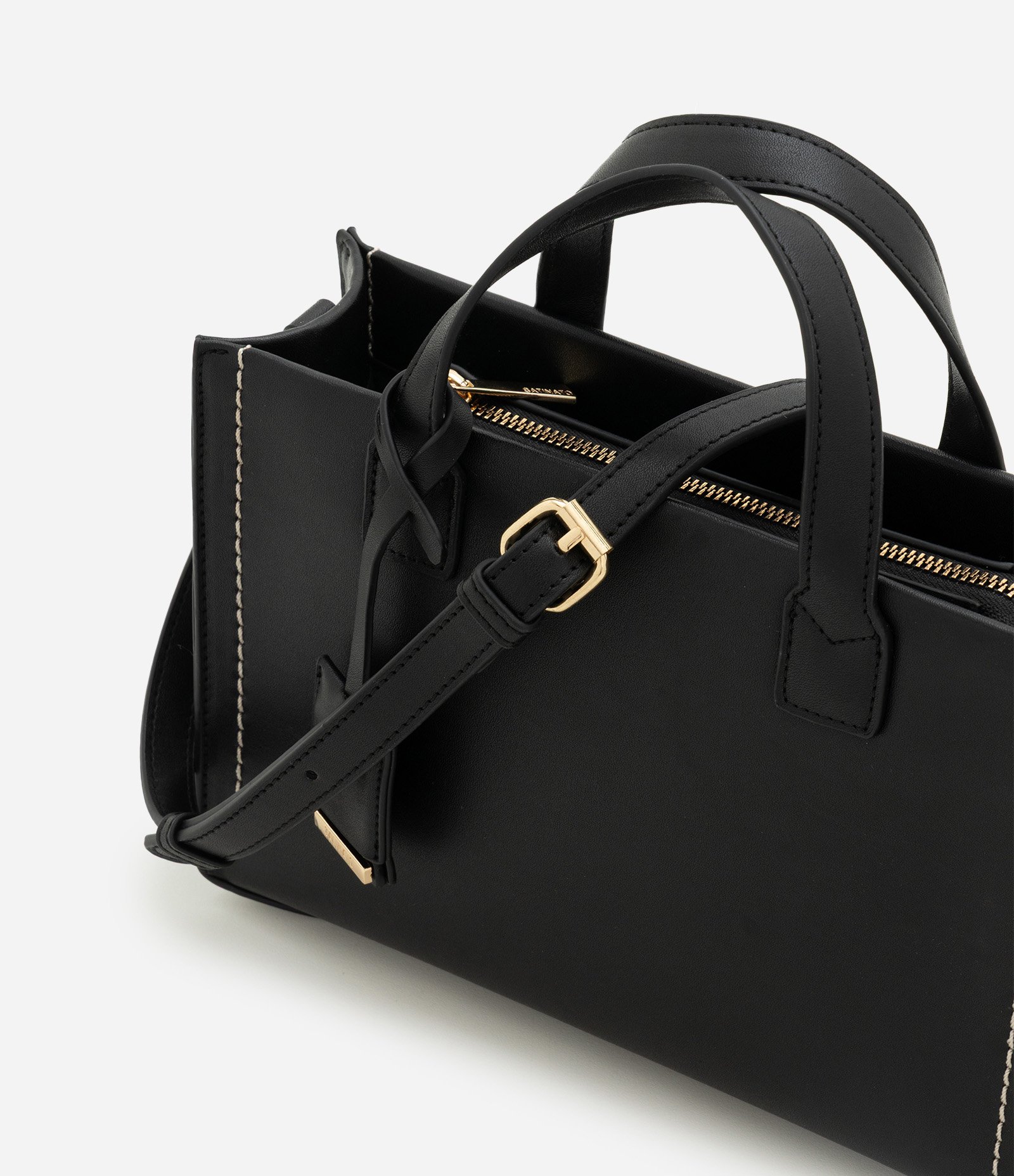 Bolsa Satchel Média com Alça Longa e Detalhes Metalizados Preto 5