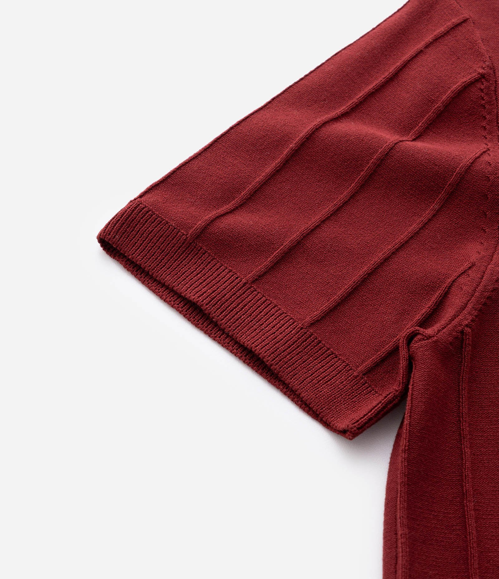 Camiseta Slim em Tricô com Relevos Verticais Vinho 7