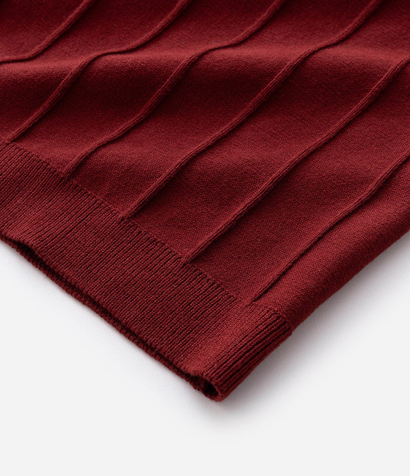 Camiseta Slim em Tricô com Relevos Verticais Vinho 8