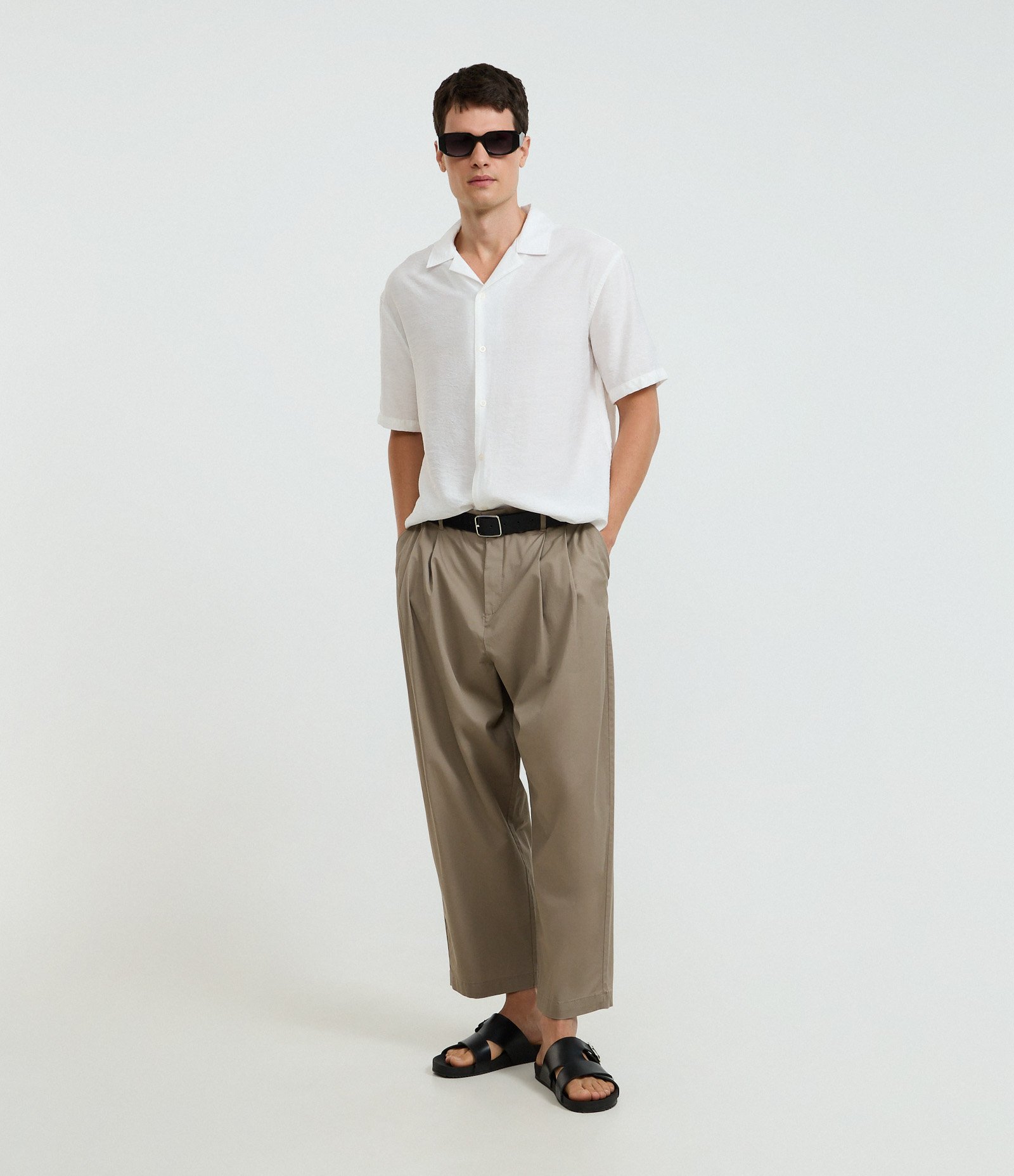 Camisa Boxy em Viscose Texturizado e Gola Bowling Branco 2