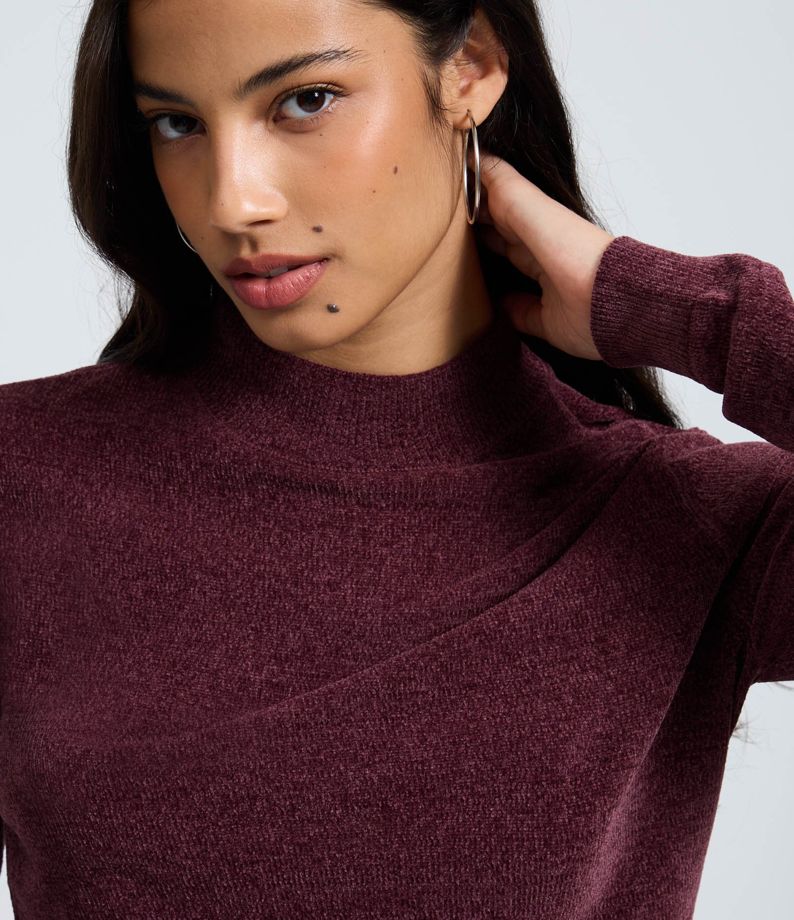 Blusa em Chenille com Gola Altinha Vinho 3