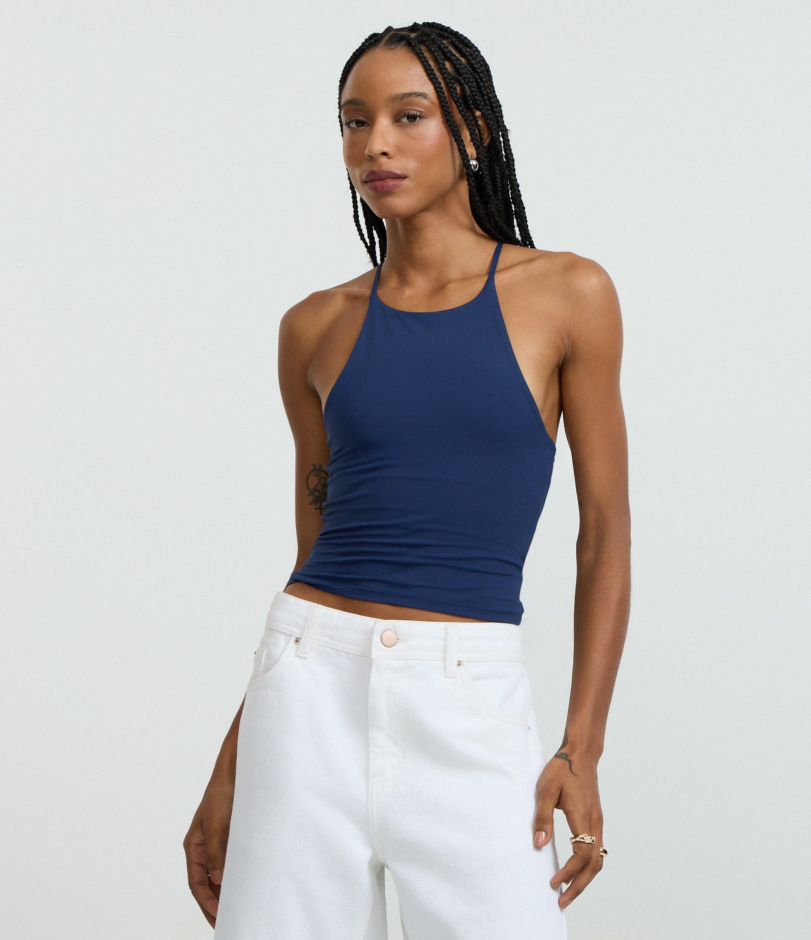 Blusa Curta em Microfibra com Gola Halter Azul 1