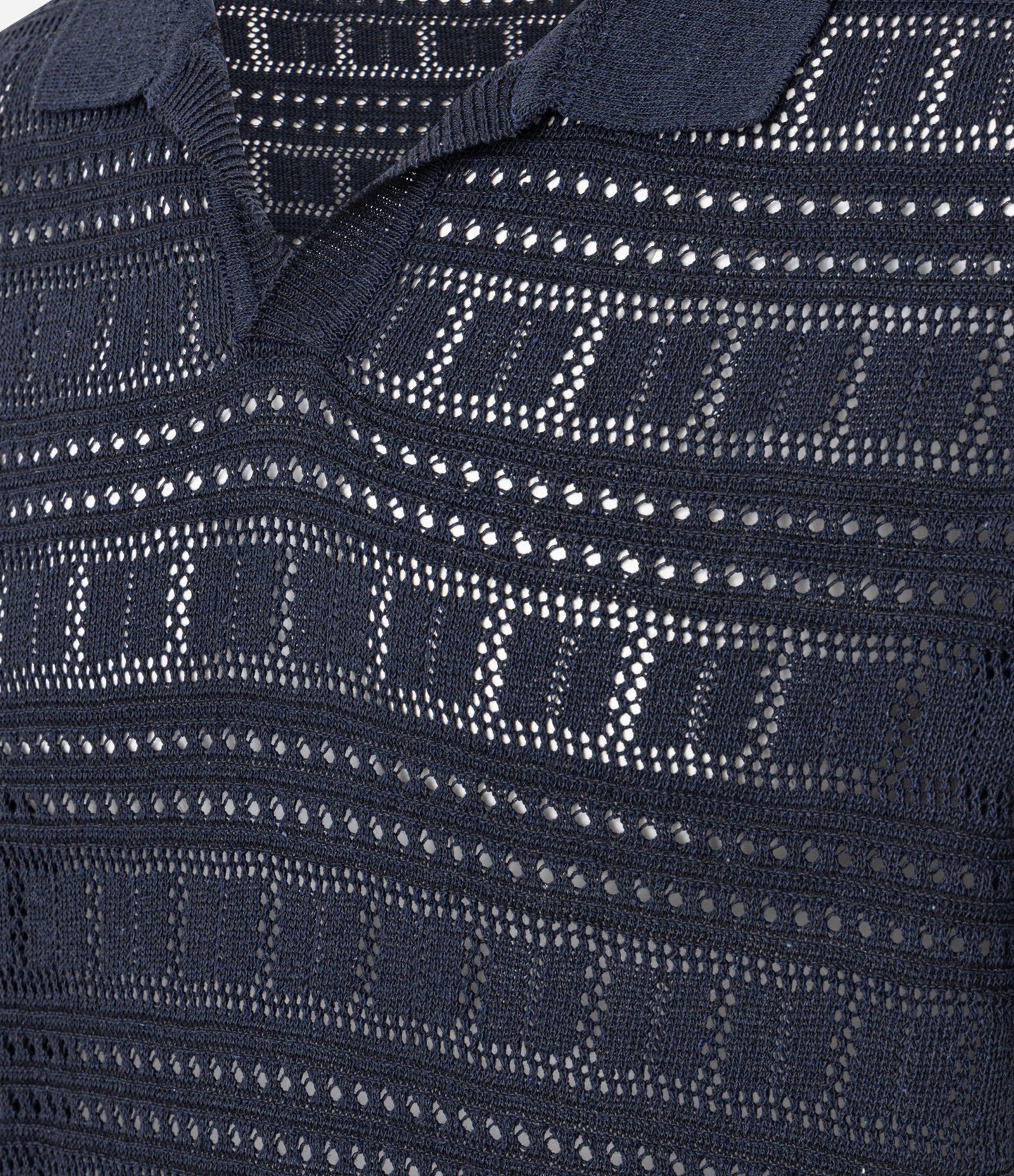 Camiseta Polo com Textura Patchwork e Gola em V Azul Escuro 7