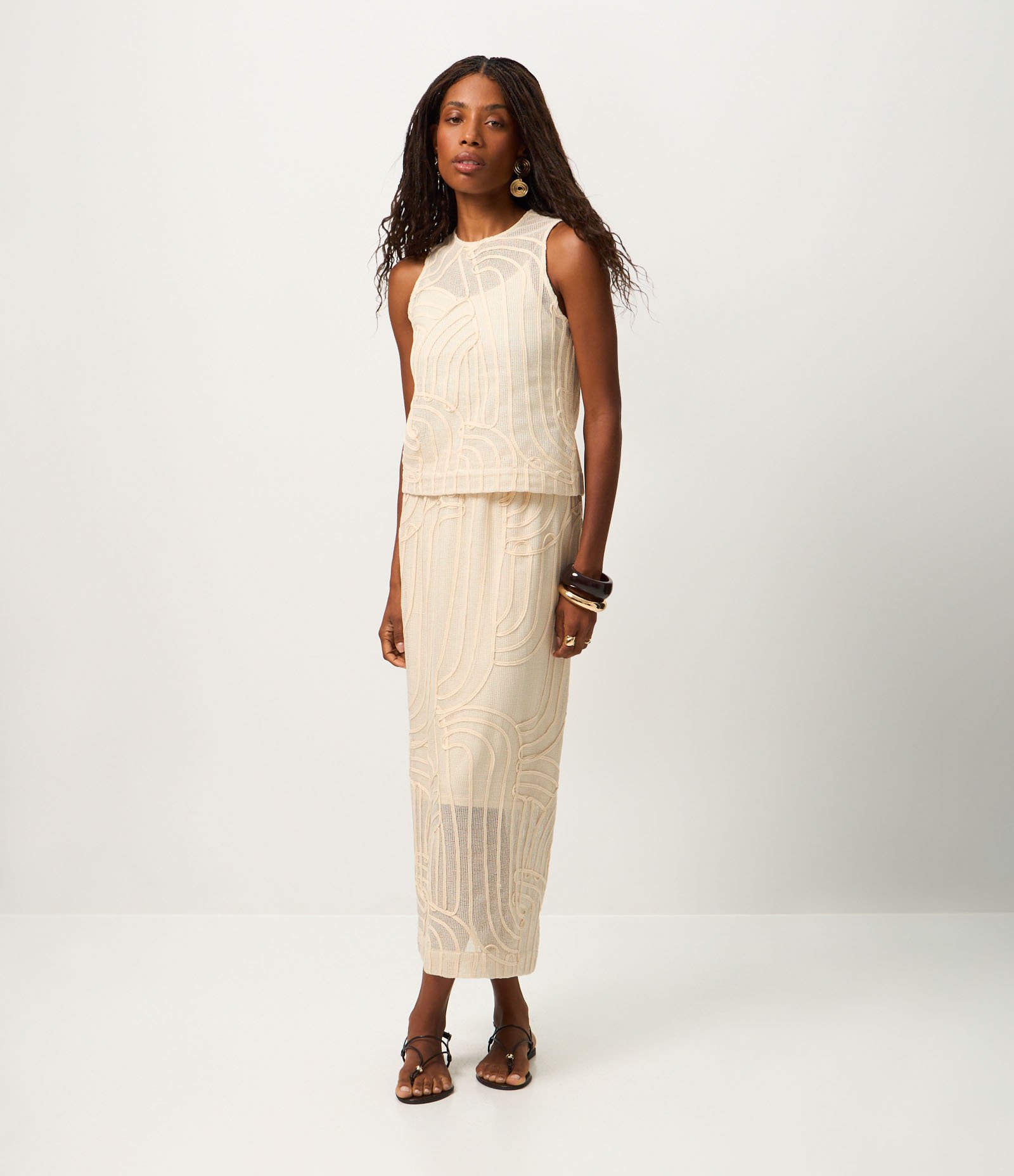 Saia New Midi em Renda com Textura Crochetada Bege Claro 1