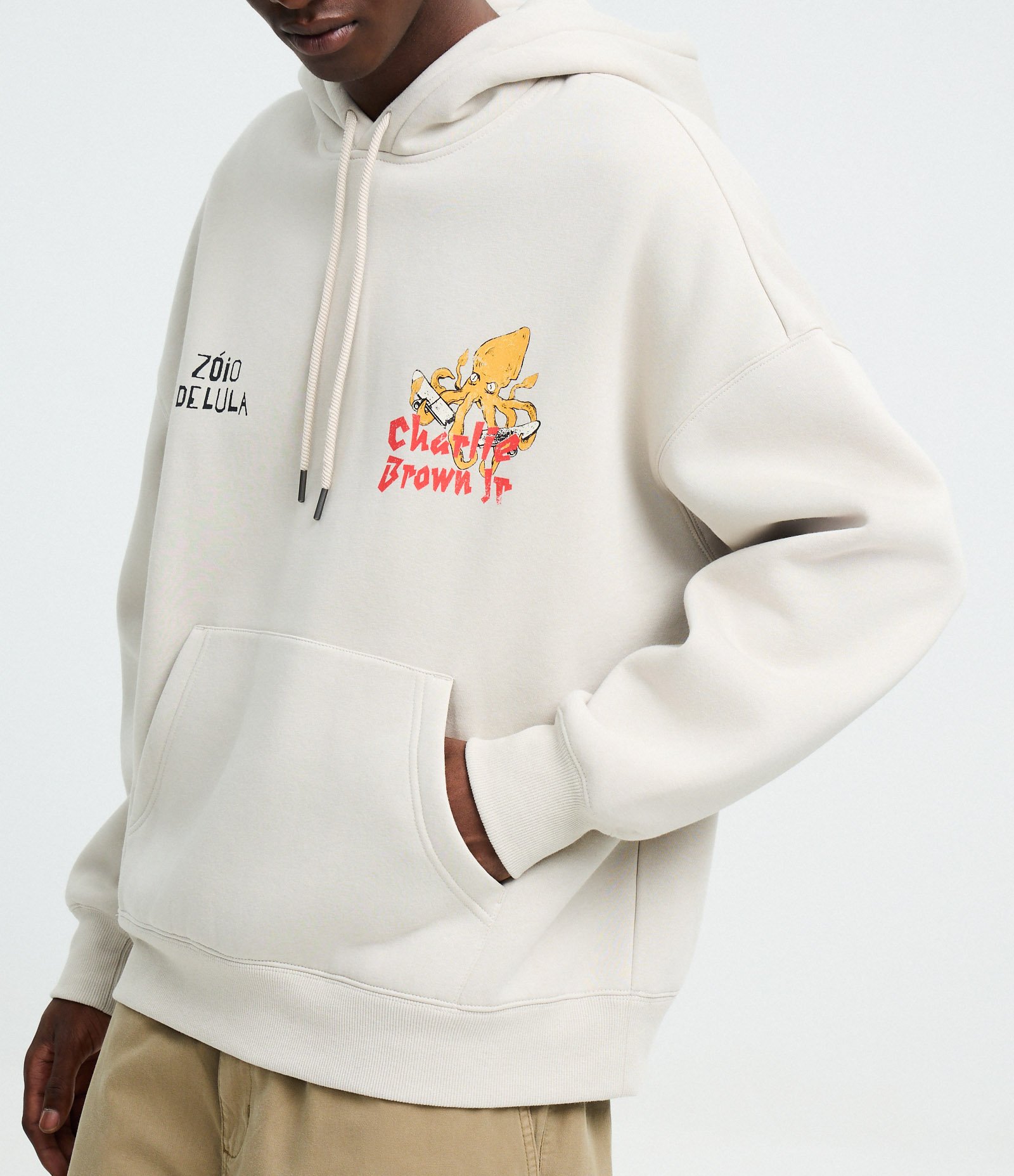 Blusão em Moletom com Capuz e Estampa Charlie Brown Jr. Off White 4