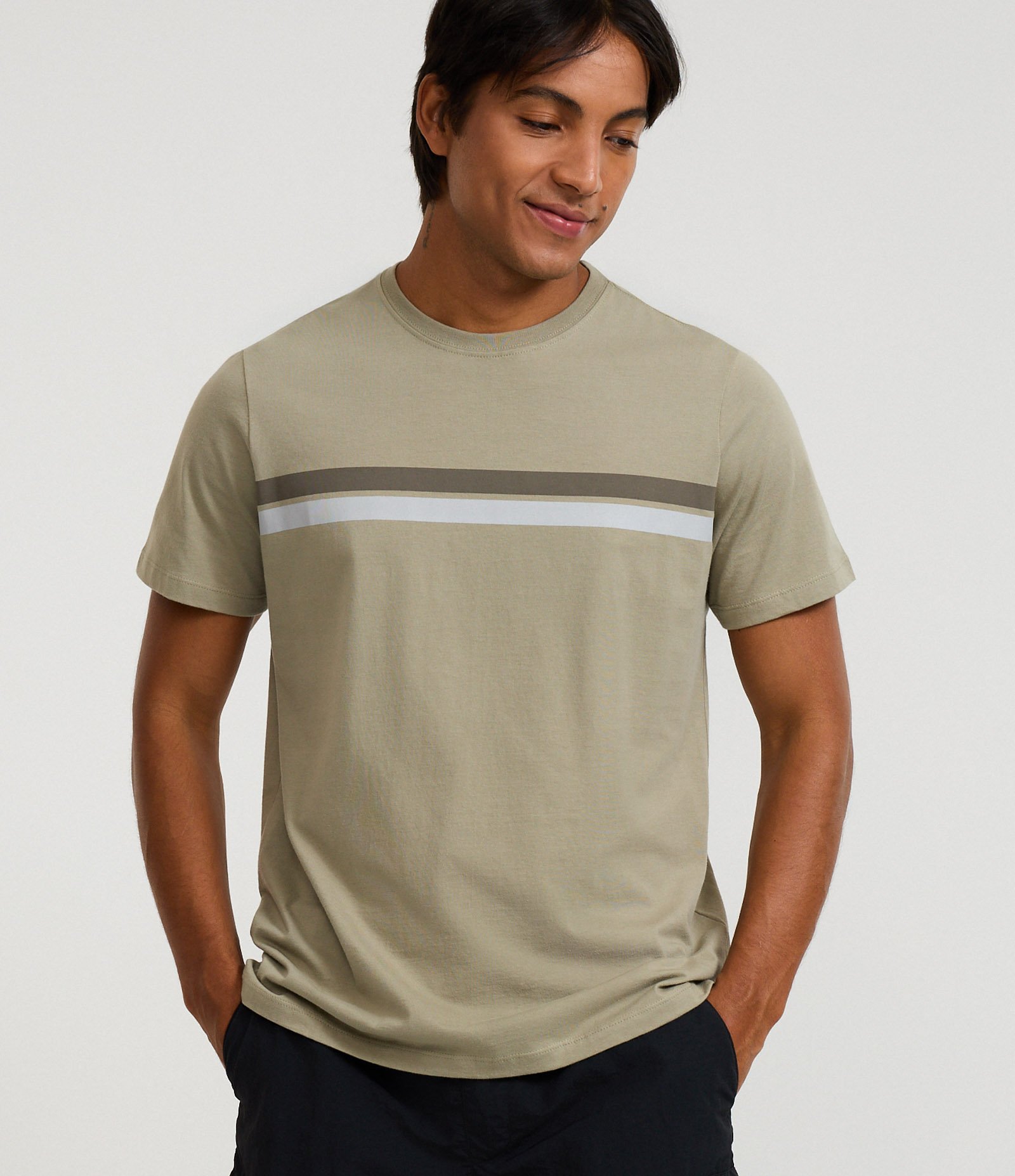 Camiseta Regular em Algodão com Listras Verde 1