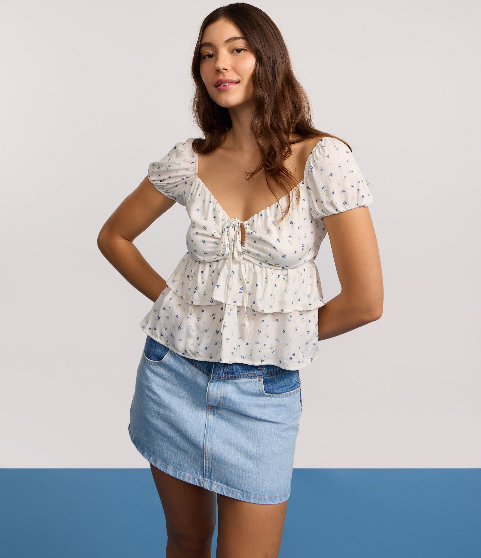 Blusa Manga Curta com Estampa Floral e Babados Branco 5
