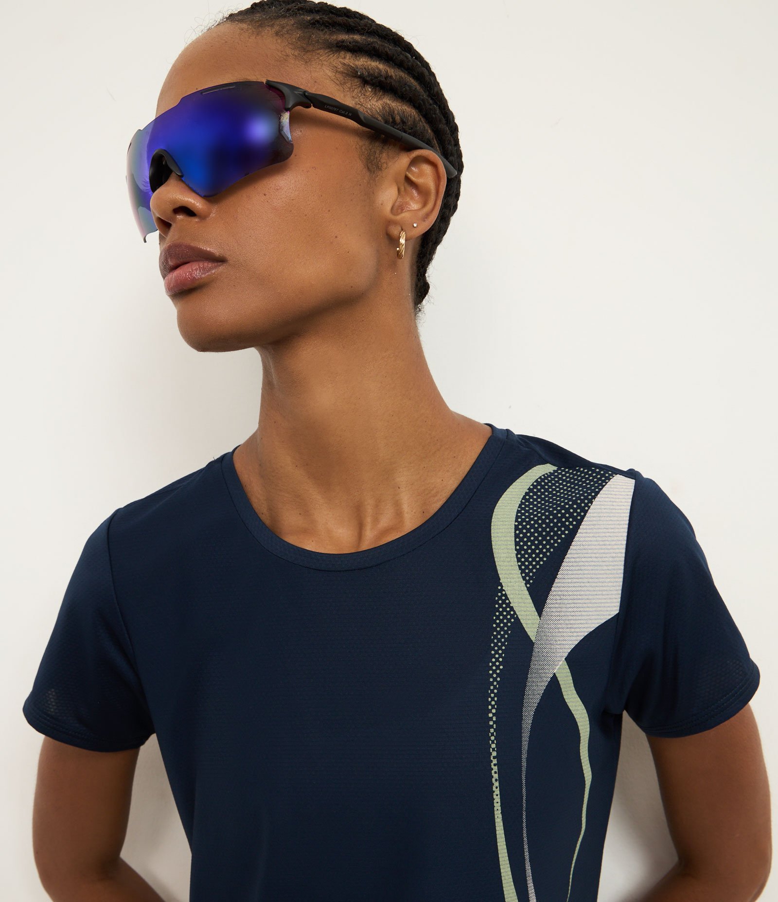 Camiseta Esportiva em Helanca com Estampa Ondas Azul 1