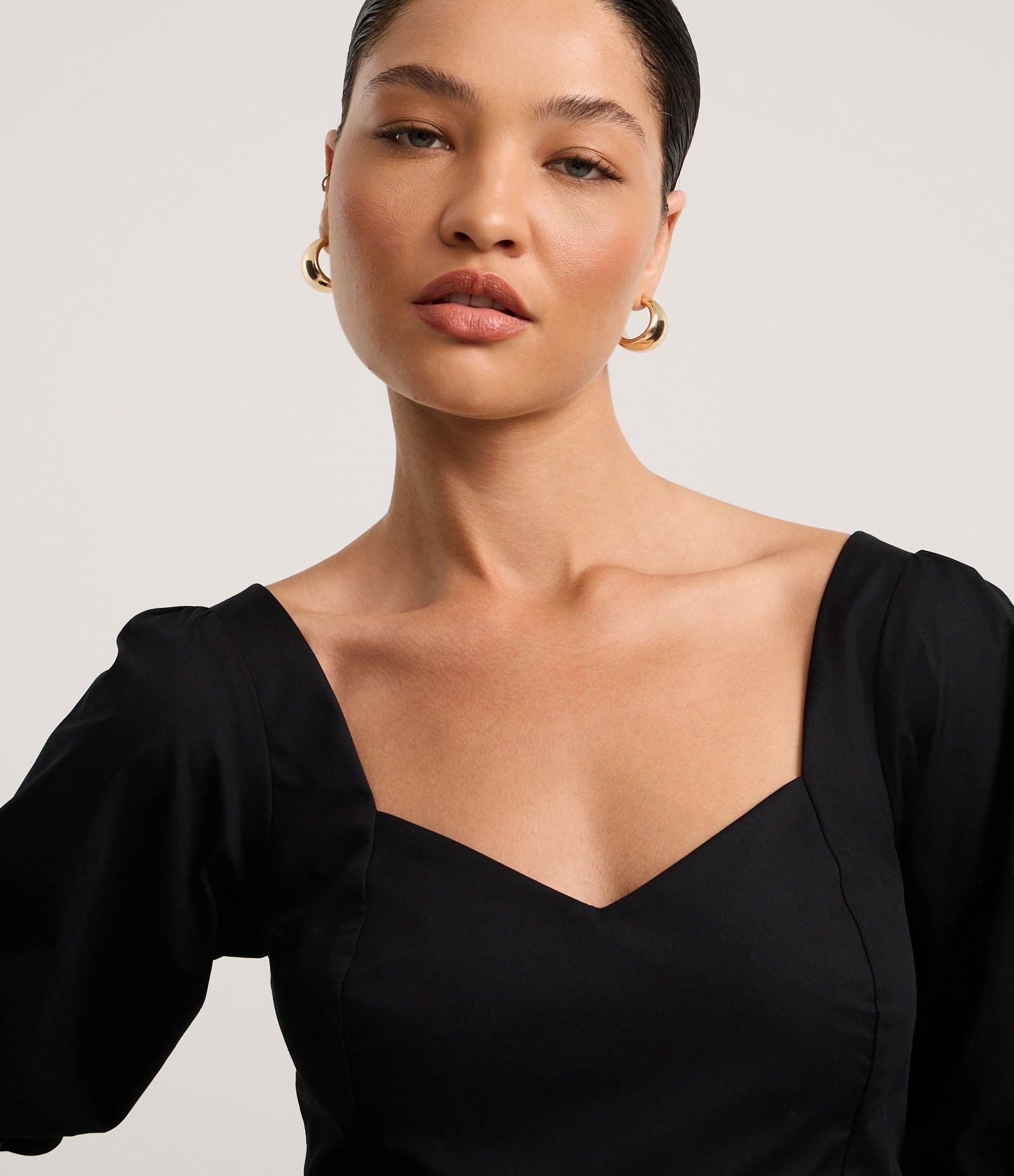 Blusa Peplum em Tricoline com Lastex nas Costas Preto 3