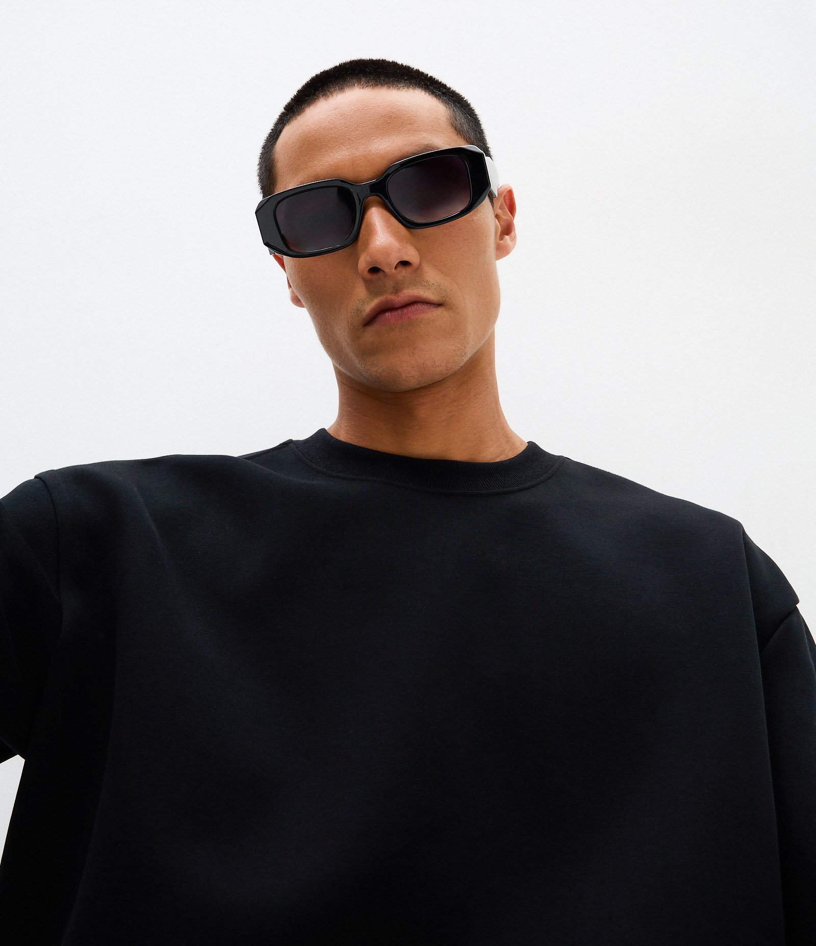 Camiseta Boxy Tech em Malha Pesada Preto 4