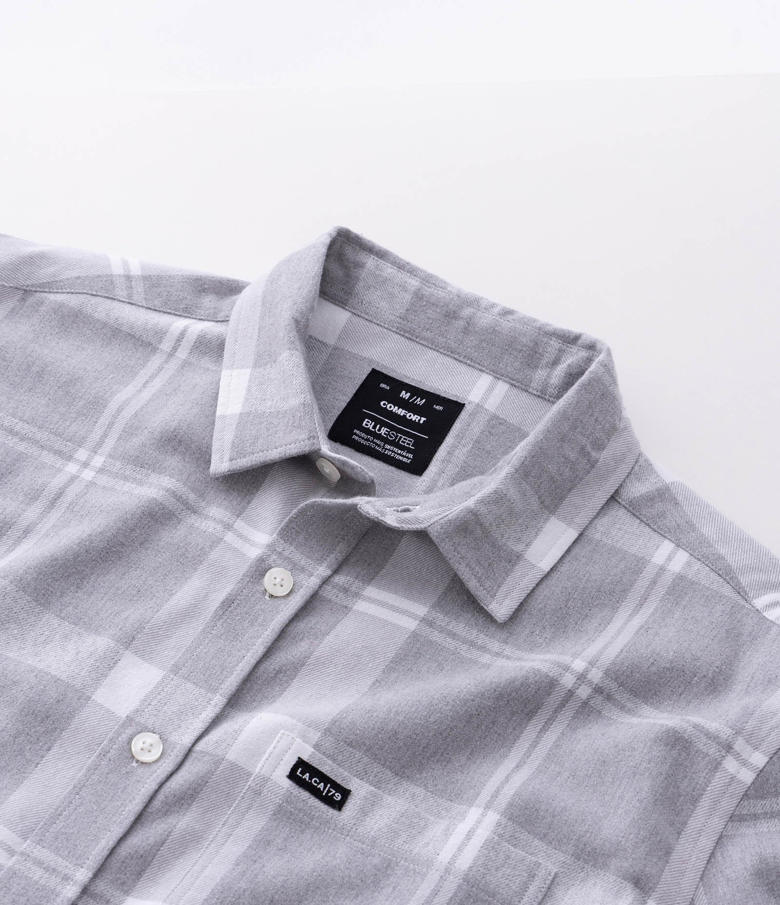 Camisa em Flanela Xadrez com Bolsos e Botões Frontais Cinza 8