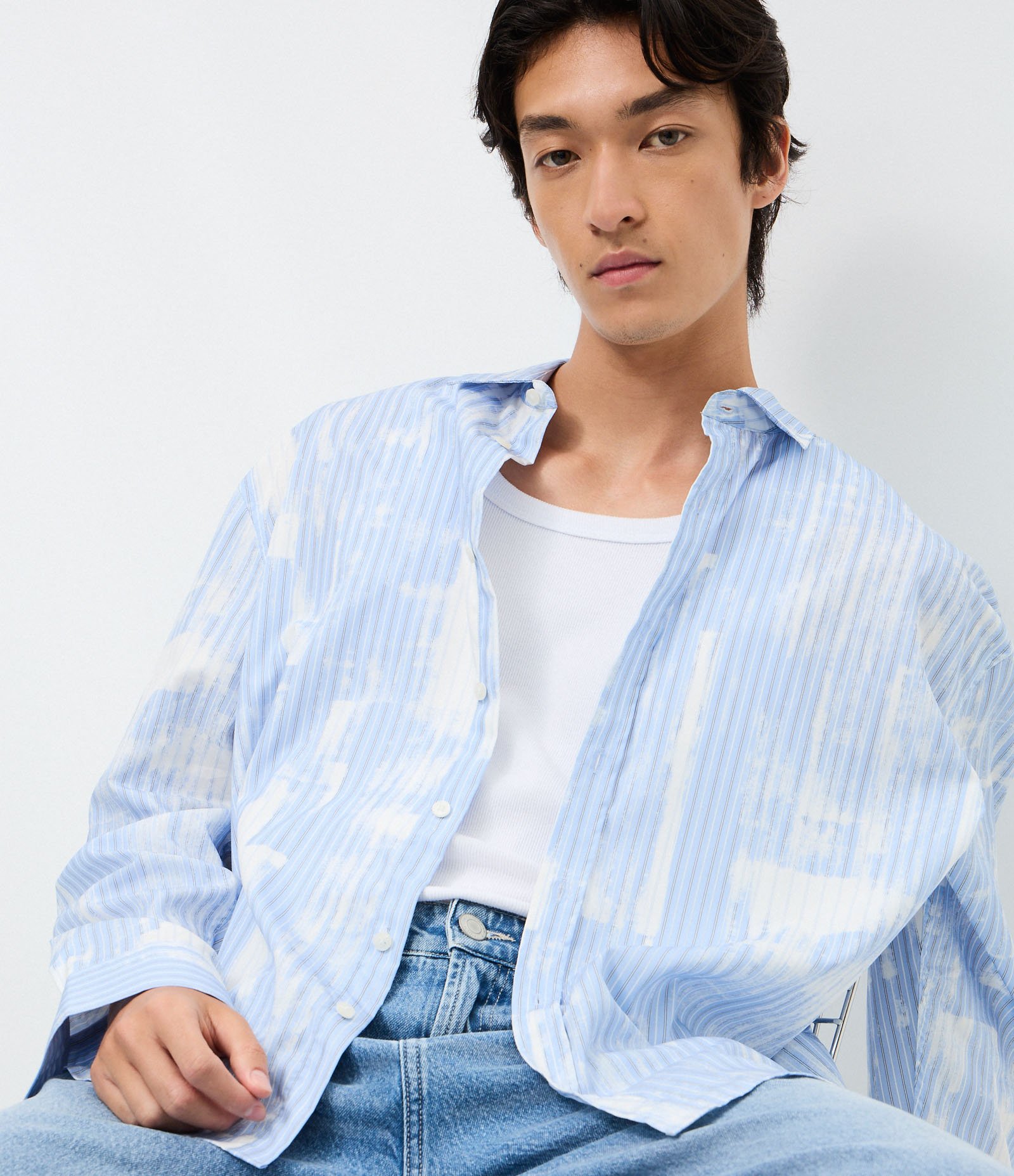 Camisa Manga Longa Alfaiatada Listrada com Efeito Pincelada Azul 3