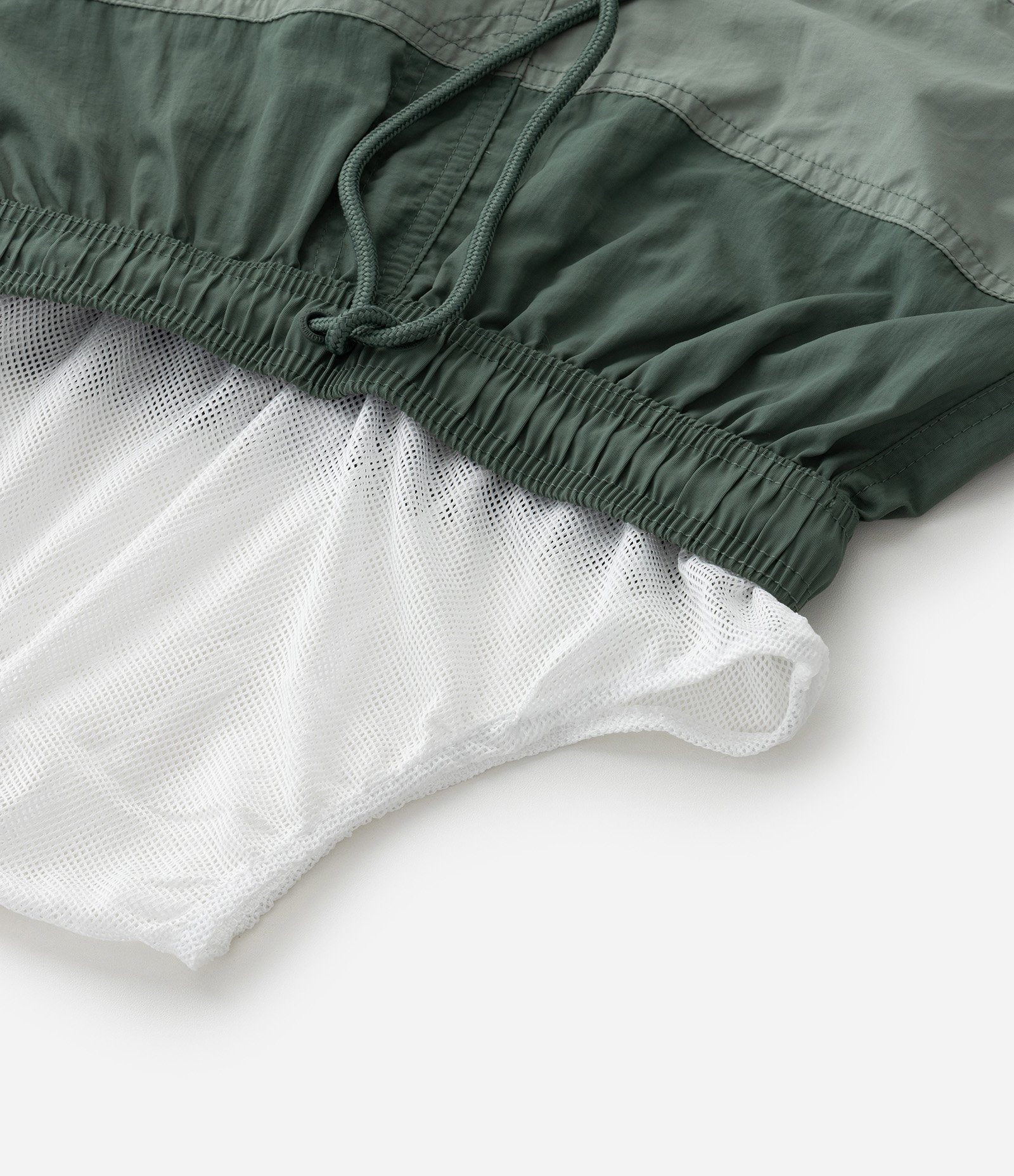 Bermuda Infantil com Recortes Coloridos - Tam 5 a 14 Anos Verde 4